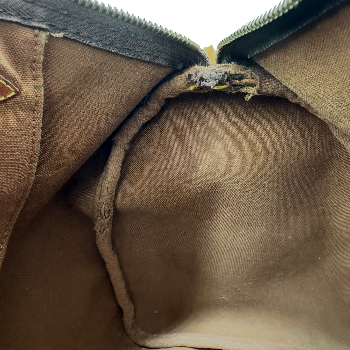 Louis Vuittion Brown Monogram Speedy 30 - Outfit Repeater