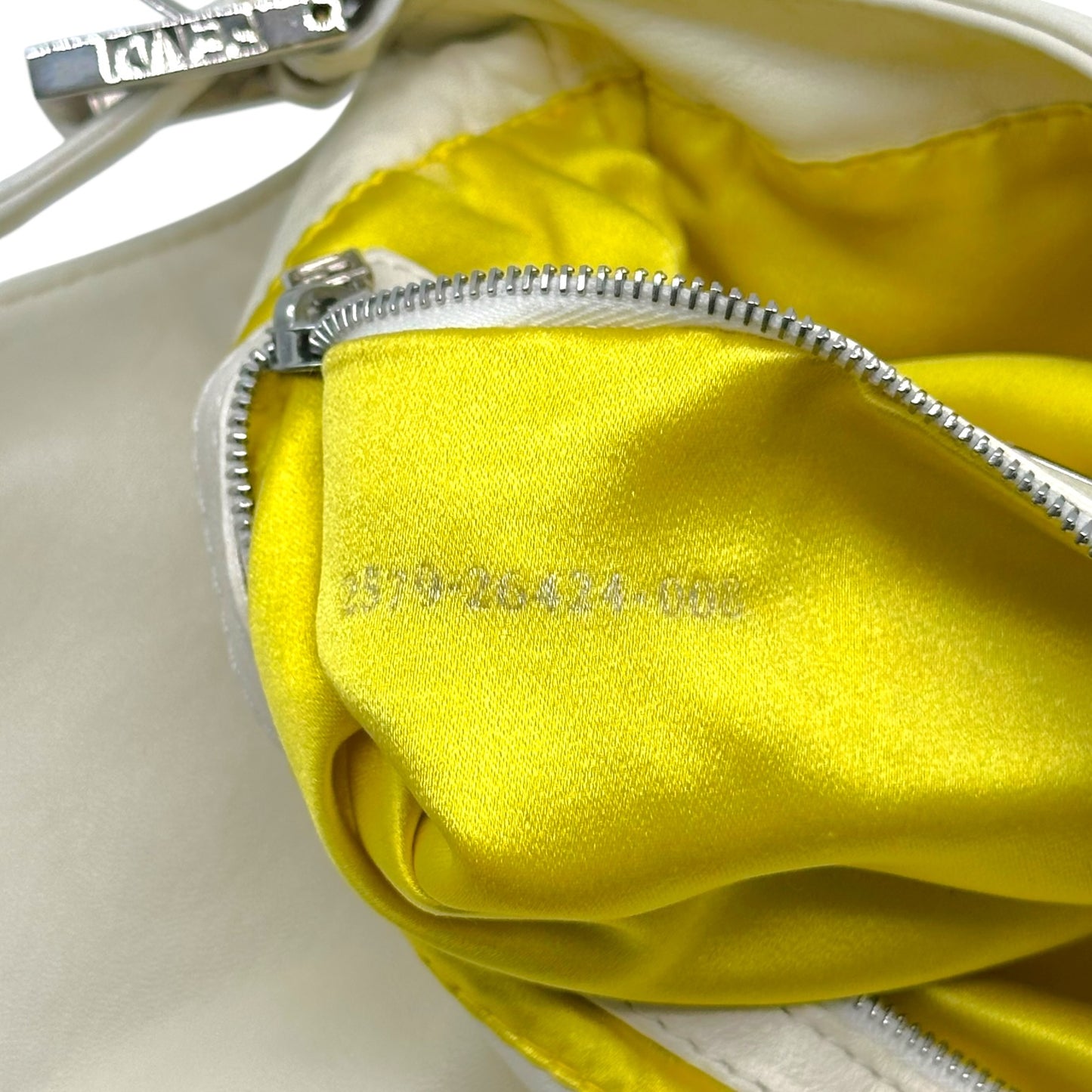 Fendi White Leather Baguette Bag with Silver Hardware