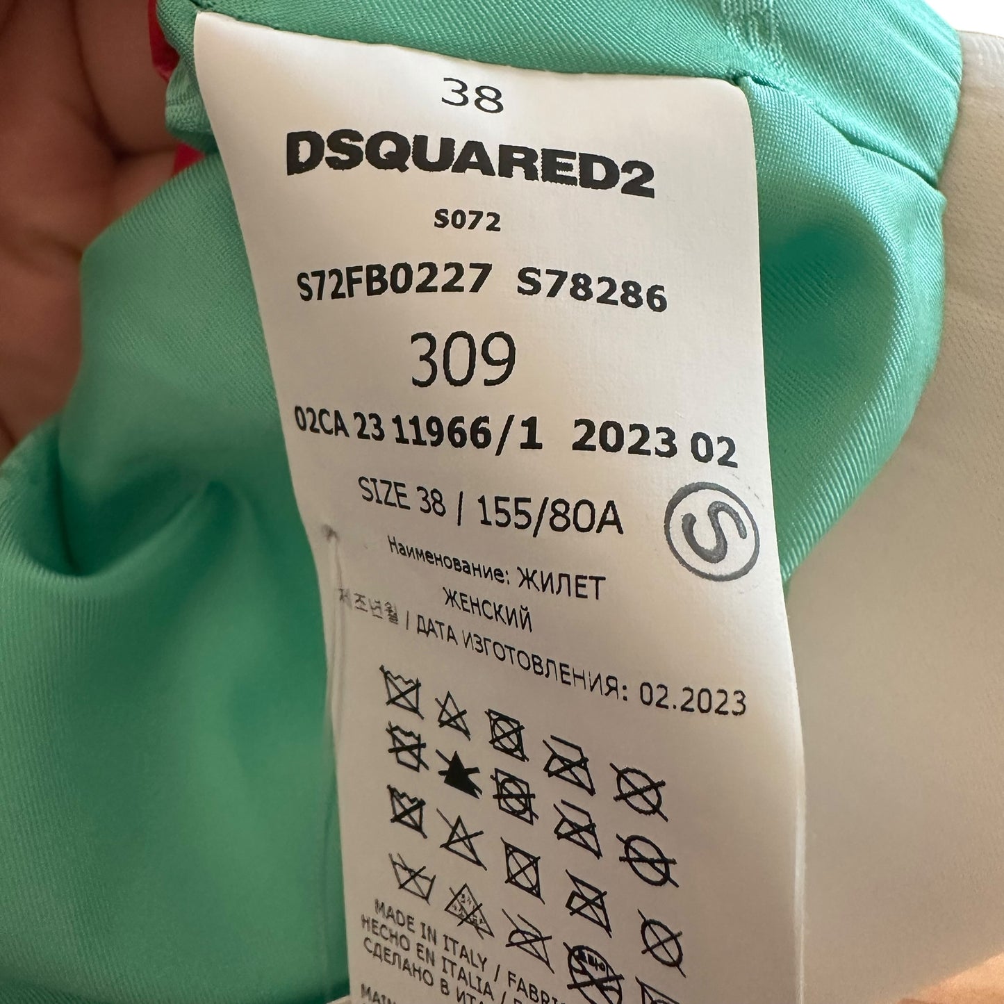 Dsquared2 F/W 2023 Runway Sample Red Cropped 'Fuckin' Freezing' Down Vest