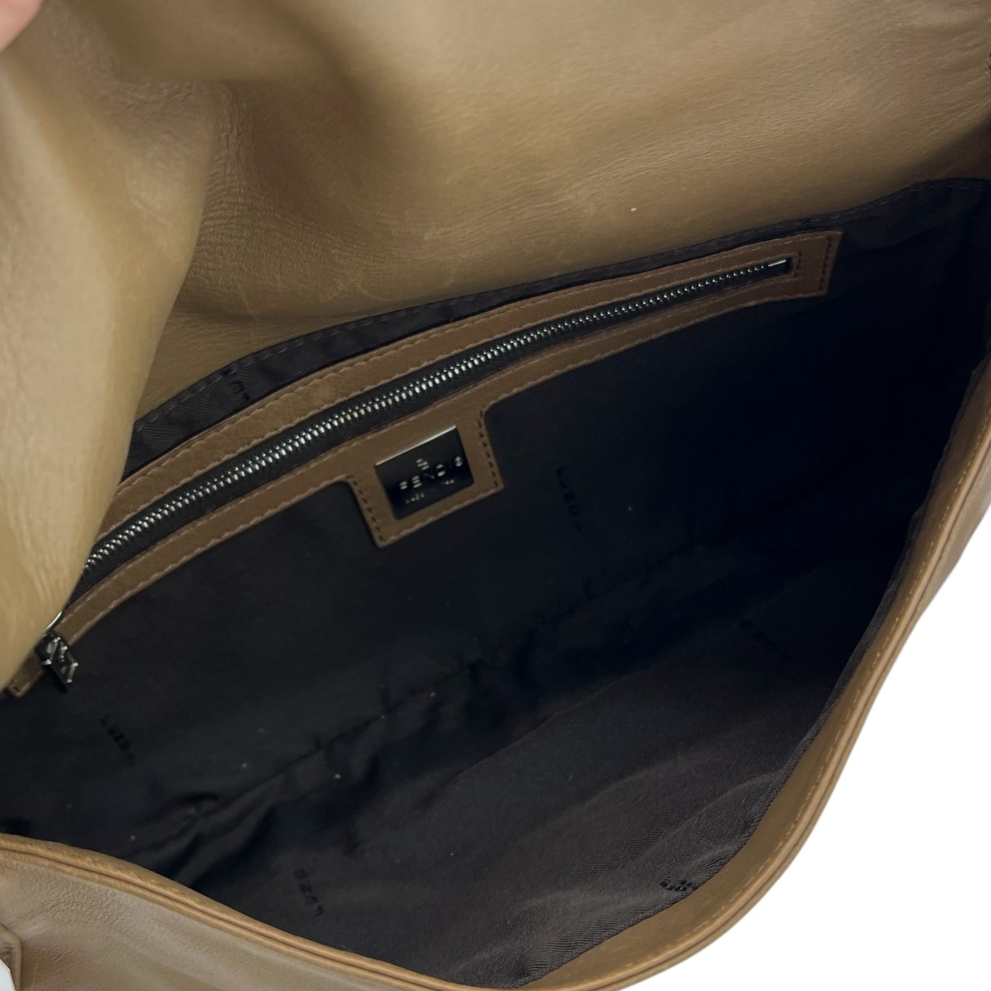 Fendi Brown Leather Baguette Bag - Outfit Repeater