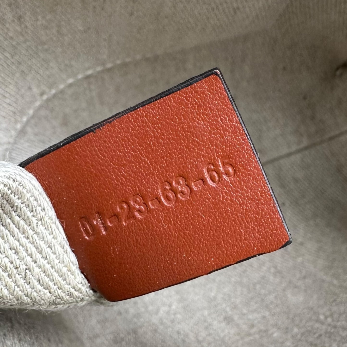 Chloé Small Linen Woody 2-Way Small Tote Bag - Outfit Repeater