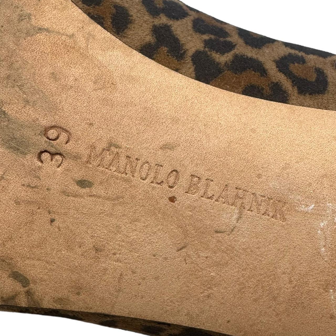 Manolo Blahnik Leopard Print Suede Mary Jane Heels
