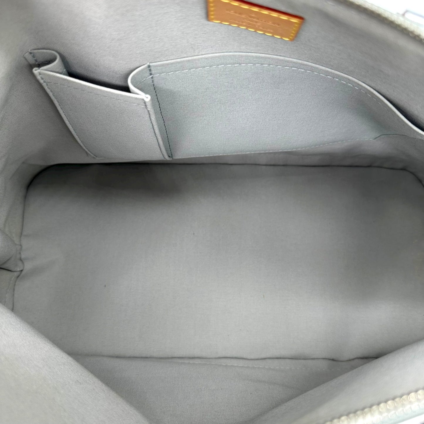 Louis Vuitton F/W 2006 Silver Mirror Alma Bag - Outfit Repeater
