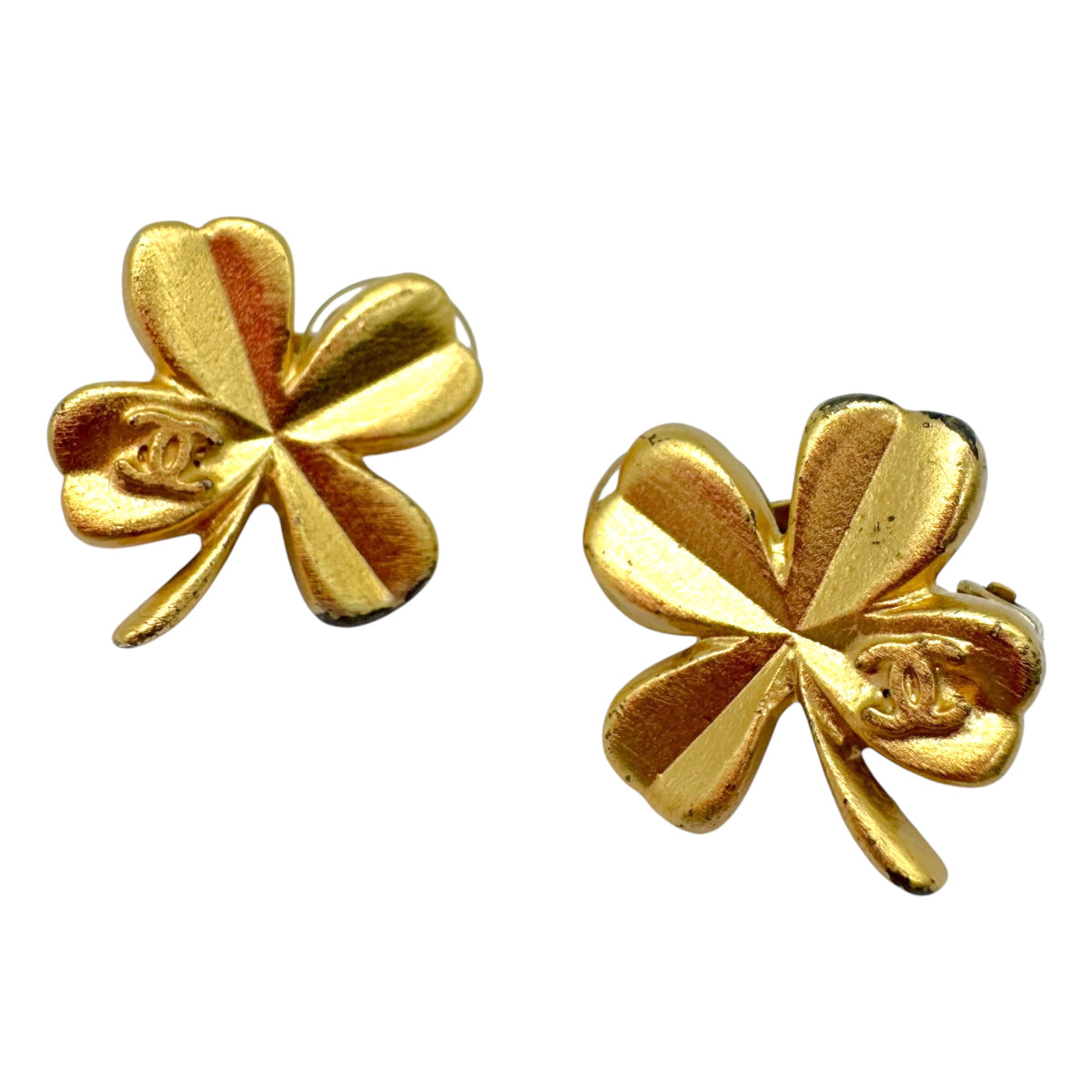 Chanel Gold Four Leaf Clover CC Logo Clip-On Earrings