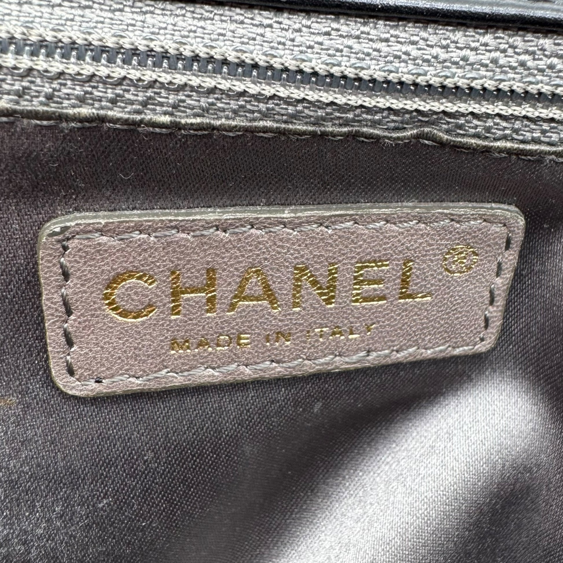 Chanel Black Lambskin CC Studded Logo East West Shoulder Bag 2008-09 - Outfit Repeater