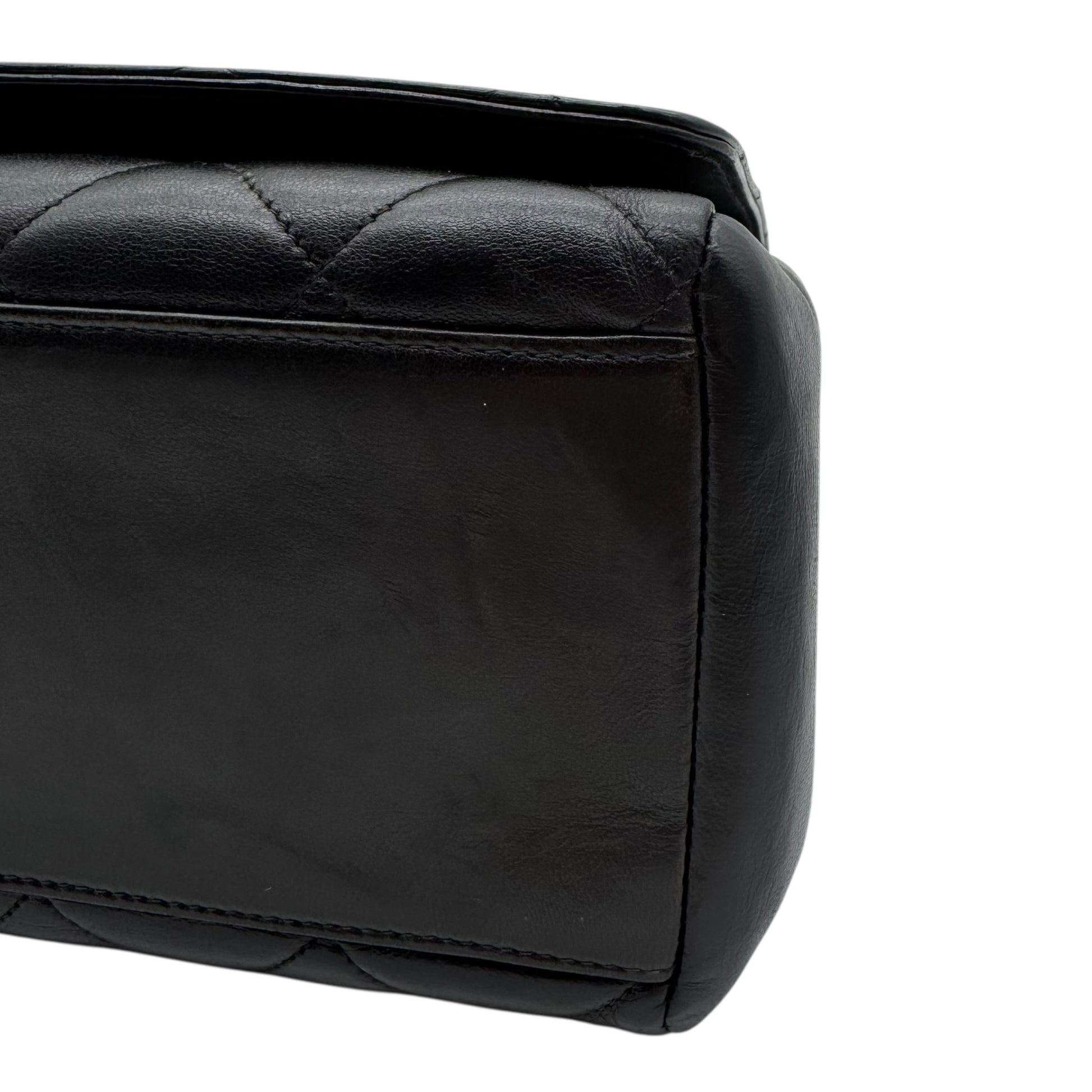 Chanel Black Matelasse Lambskin ID Bracelet Bag 1996-1997 - Outfit Repeater