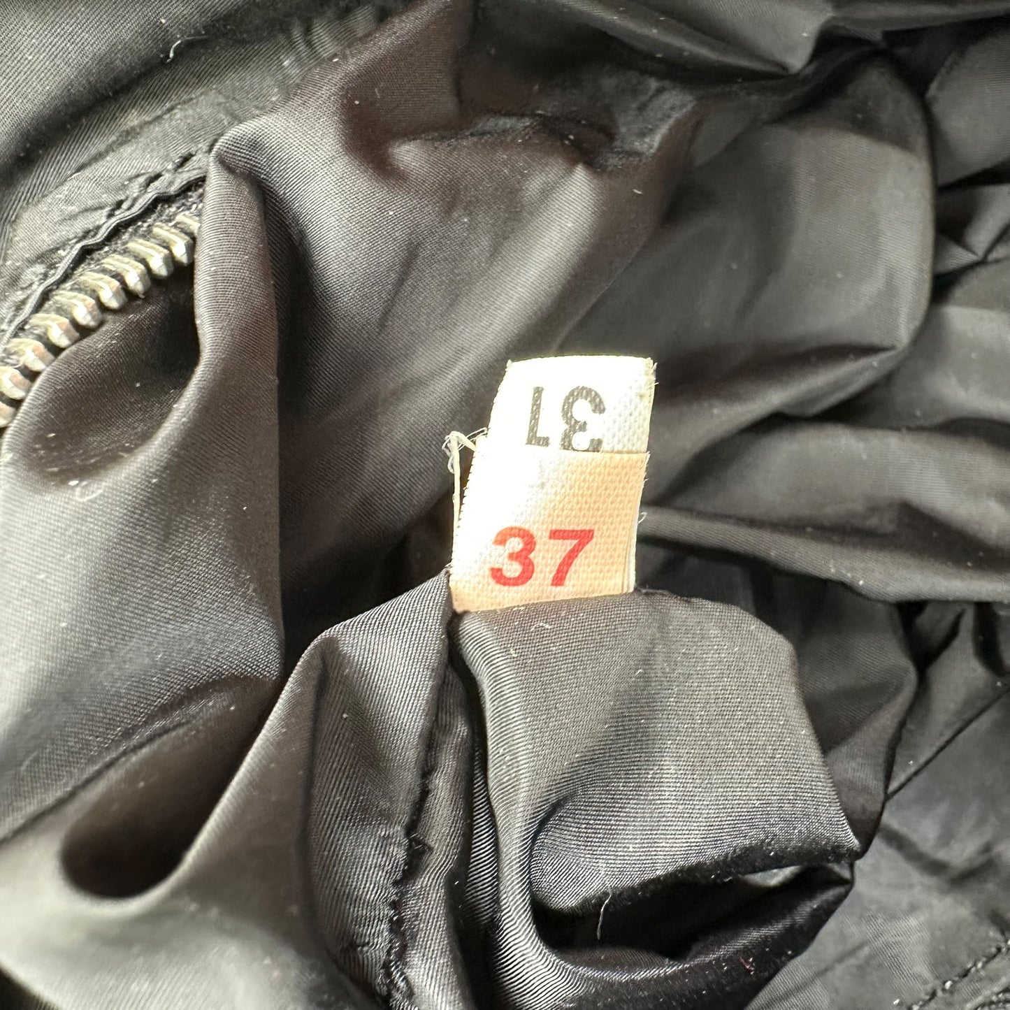 Miu Miu Black Leather & Wooden Handle Shoulder Bag - Outfit Repeater