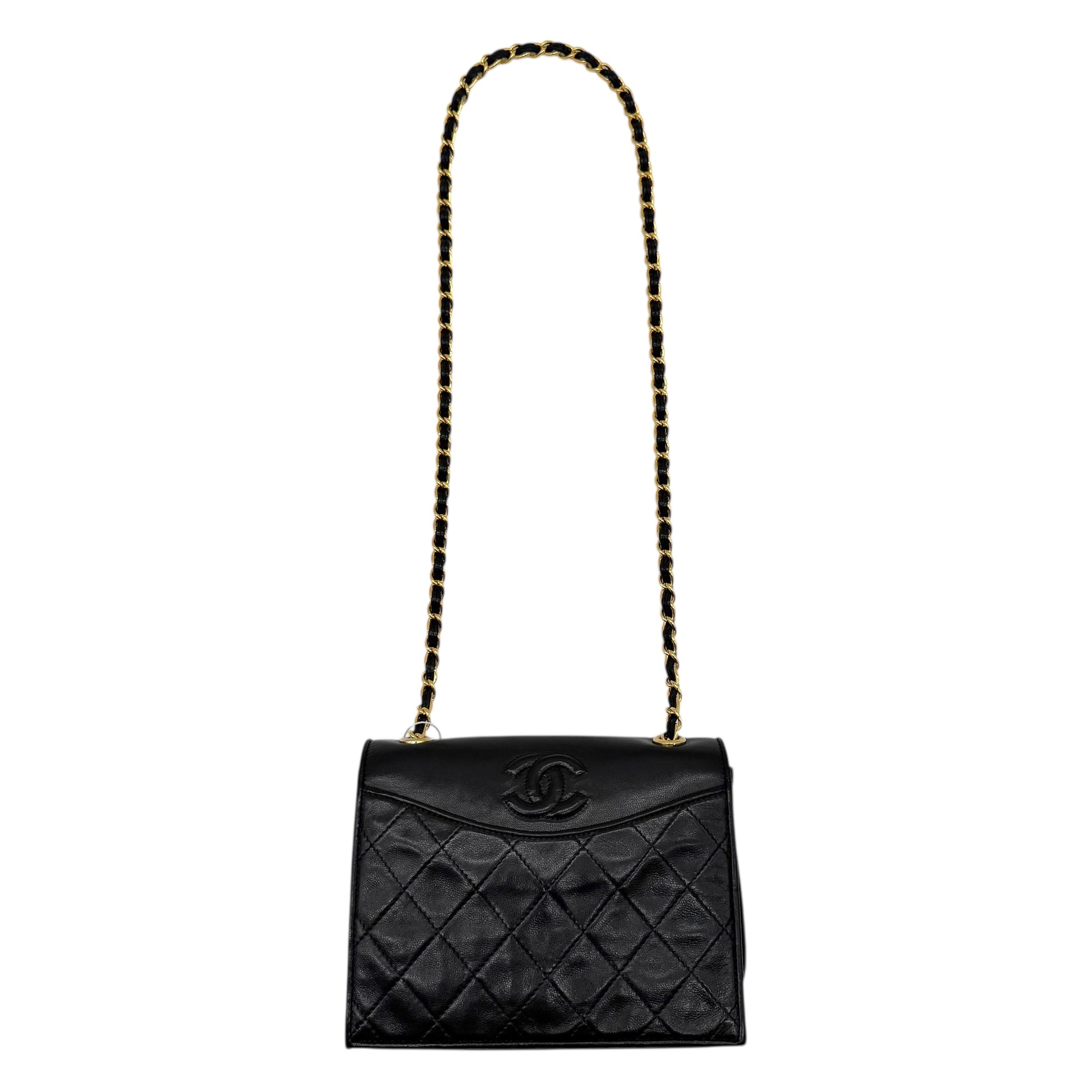 Chanel Black Lambskin Matelasse Quilted Crossbody Bag 1989-91 - Outfit Repeater