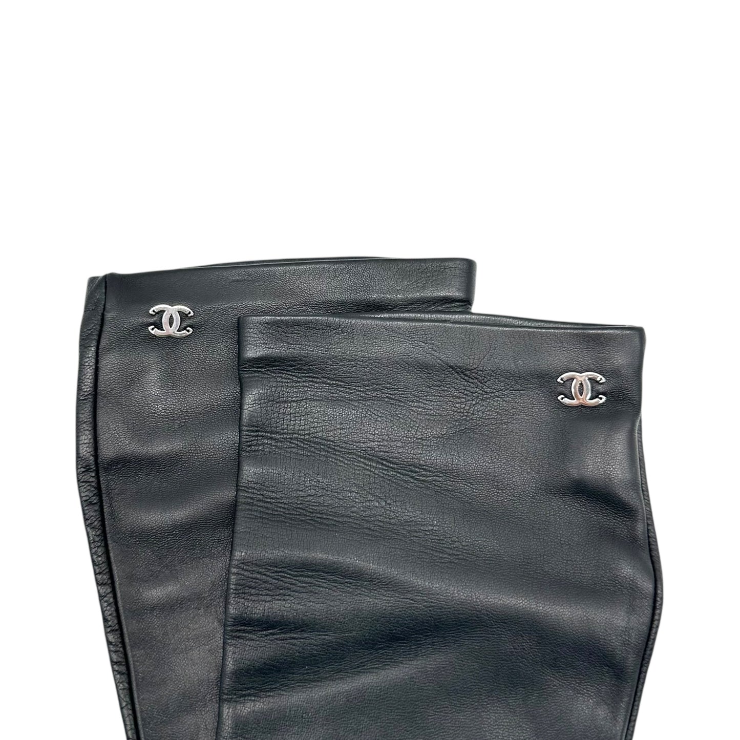 Chanel Black Leather Elbow Length Fingerless Gloves