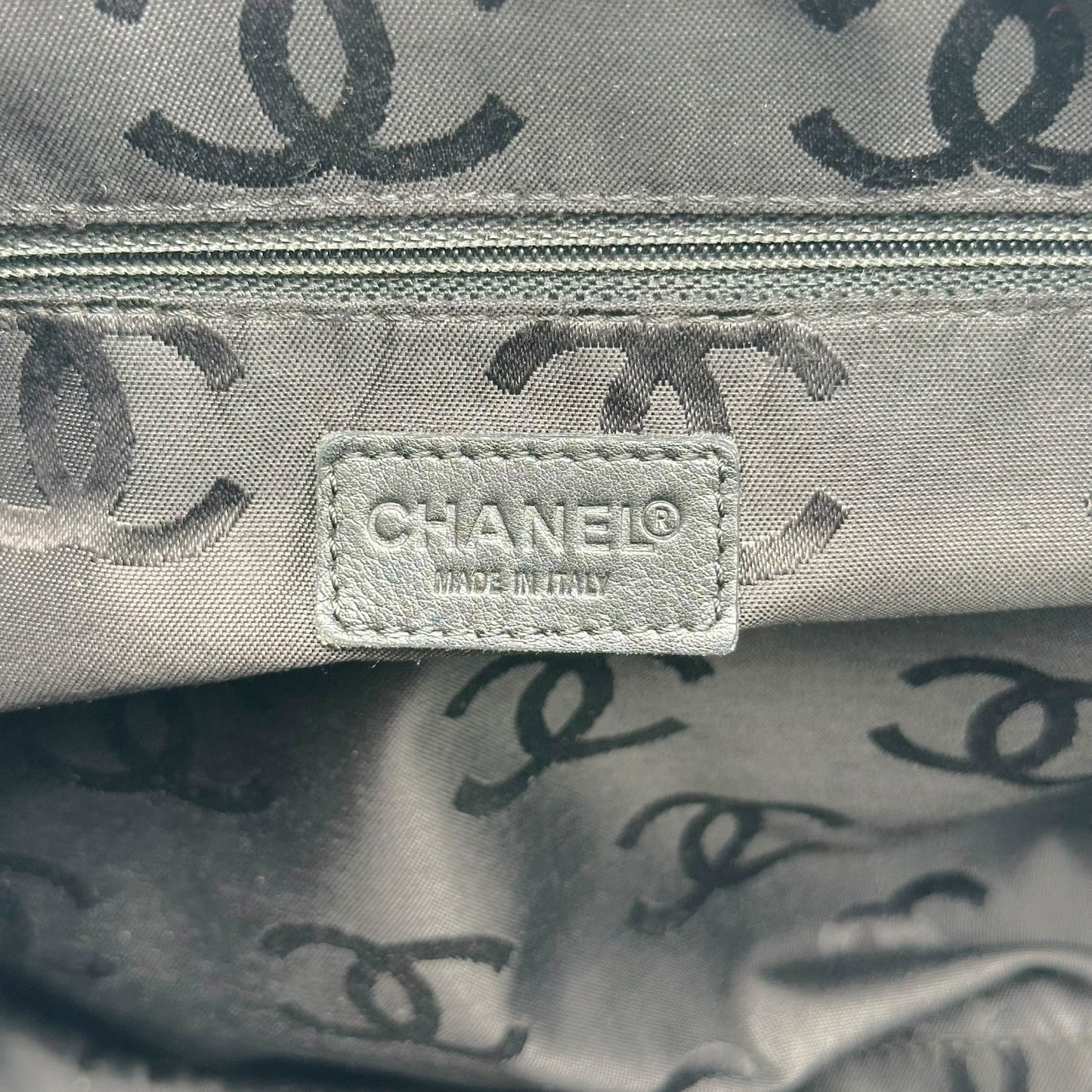 Chanel Black & Ivory Wild Stitch Large Tote Bag 2002-03