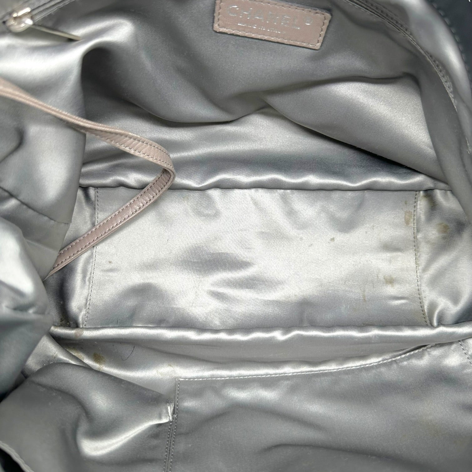 Chanel Black Leather Hobo Bag With Chain Strap