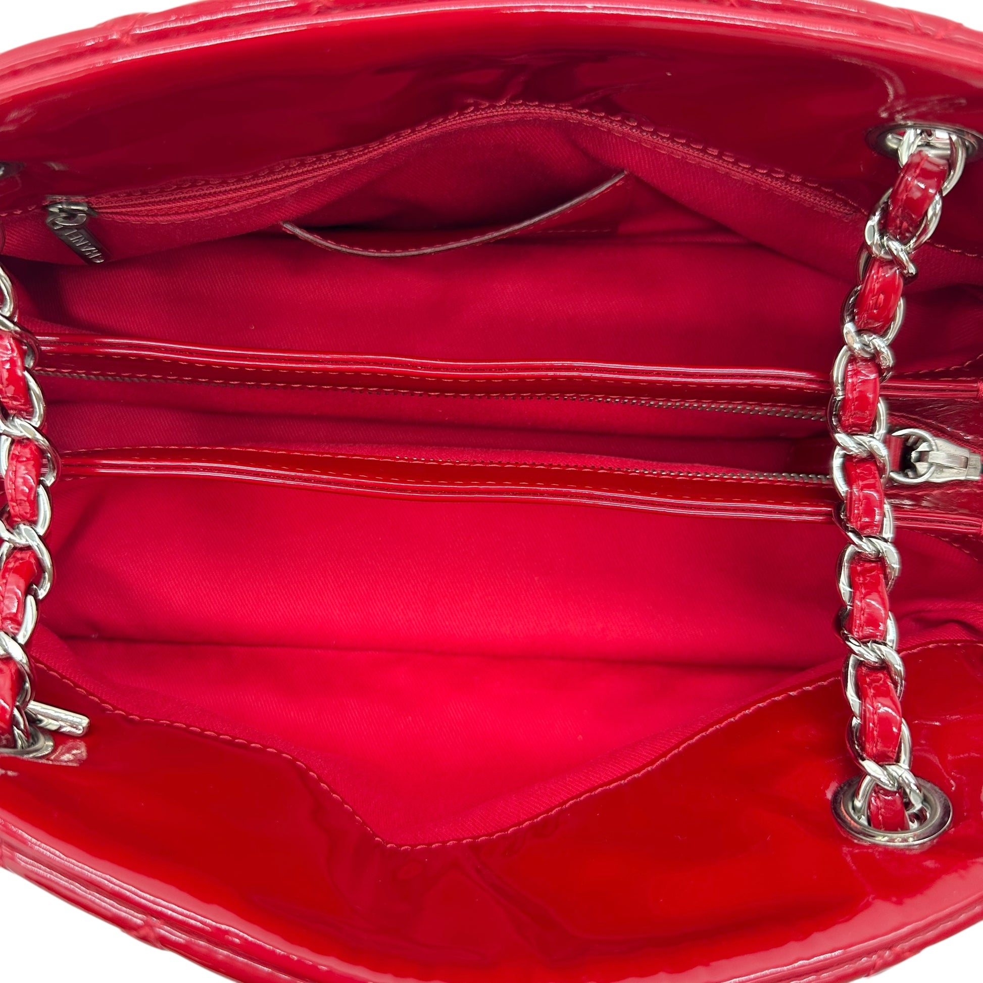 Chanel Red Patent Leather Quilted Shoulder Bag - Outfit Repeater