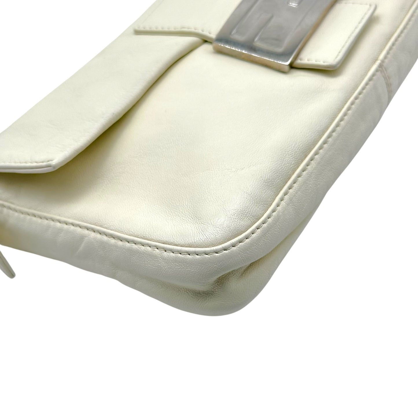 Fendi White Leather Baguette Bag with Silver Hardware