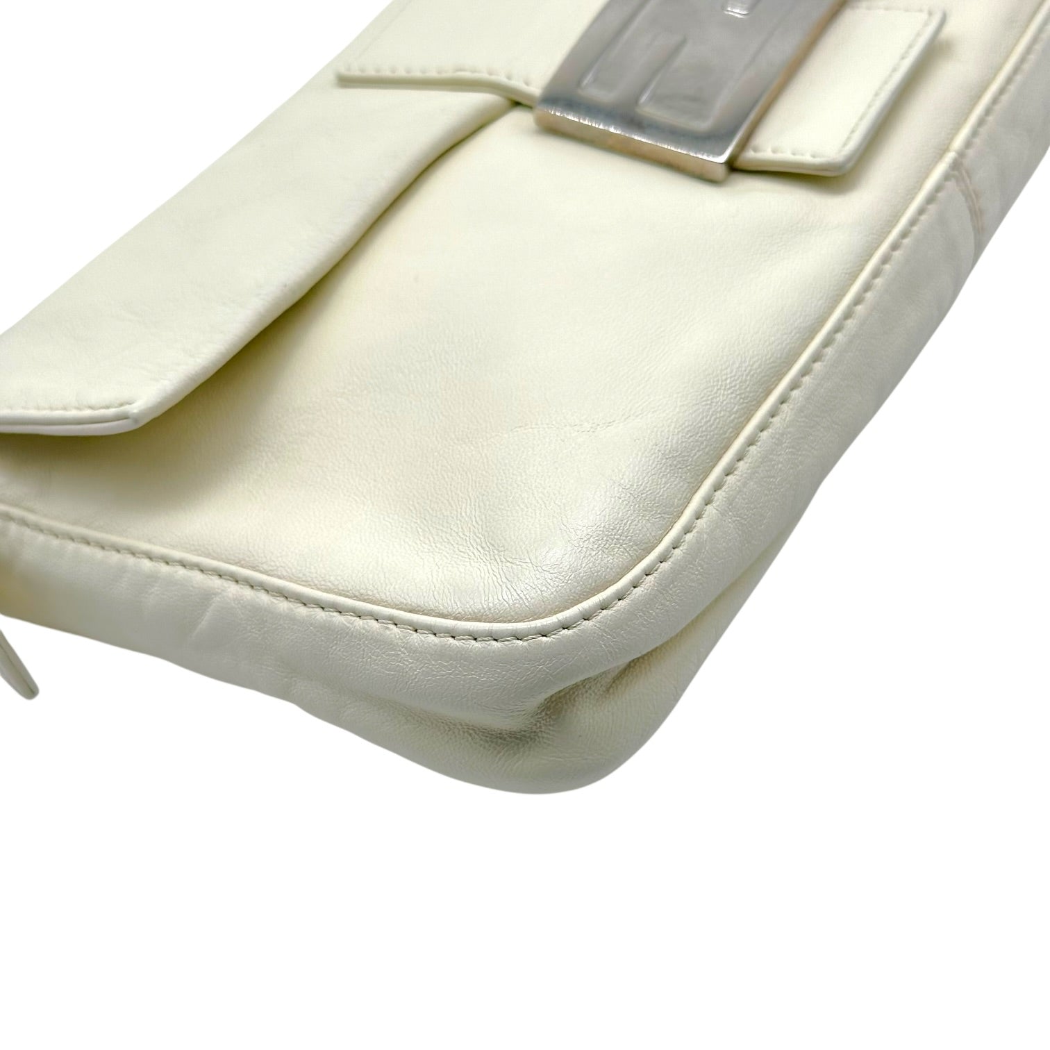 Fendi White Leather Baguette Bag with Silver Hardware