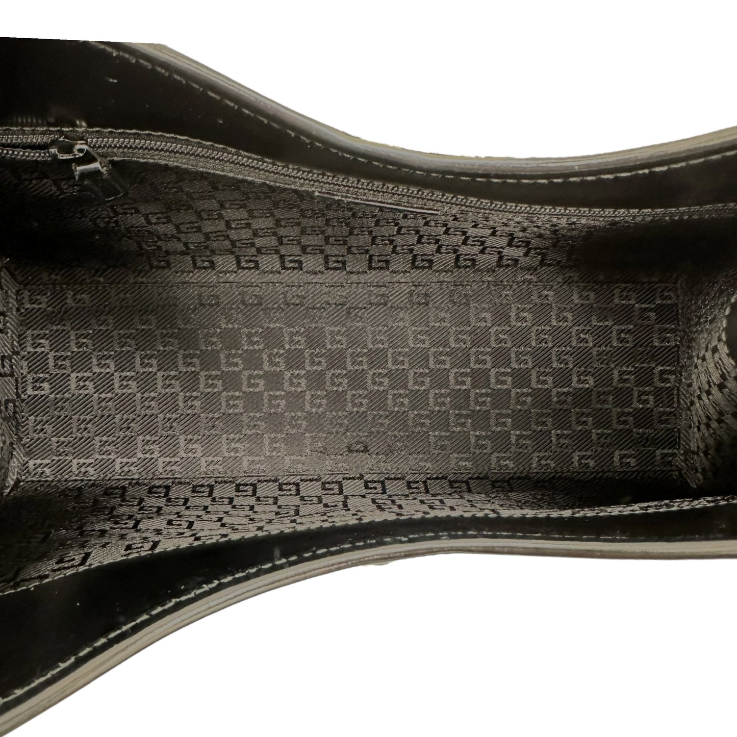 Gucci Black Patent Leather Jackie Bag - Outfit Repeater