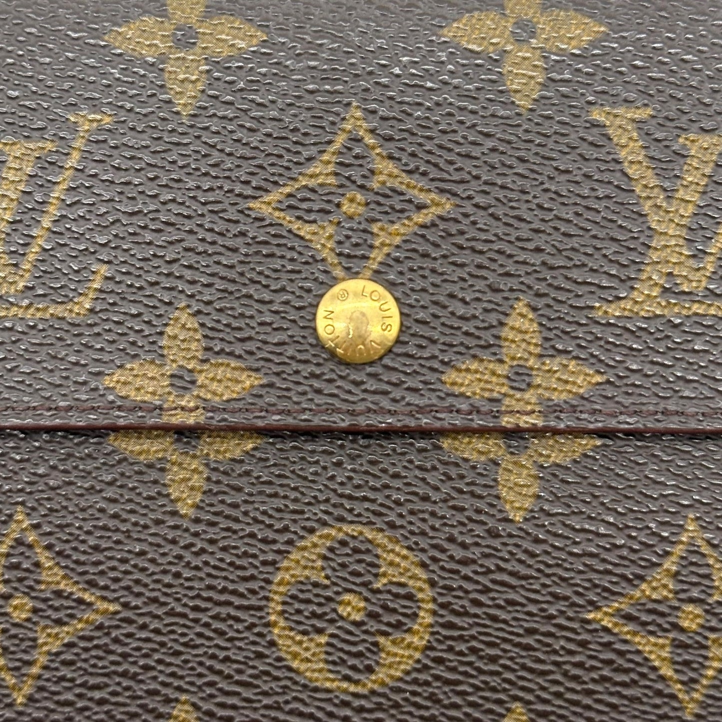 Louis Vuitton Classic Monogram Snap Tri-Fold Wallet - Outfit Repeater