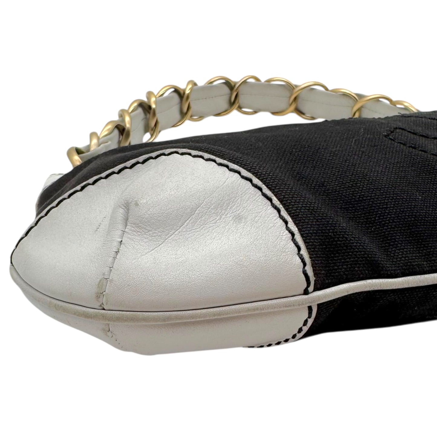 Chanel Black Canvas & White Leather CC Logo Shoulder Bag 2003-04 - Outfit Repeater