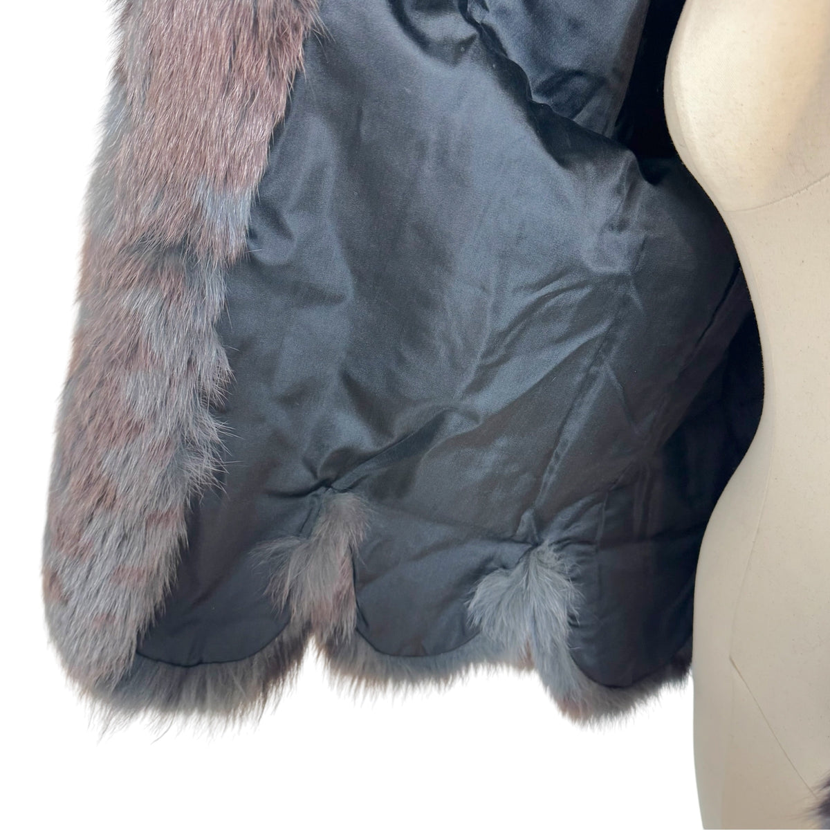 Nakamura Fur Dyed Fox Fur Coat Gray Brown Black Scalloped Hem