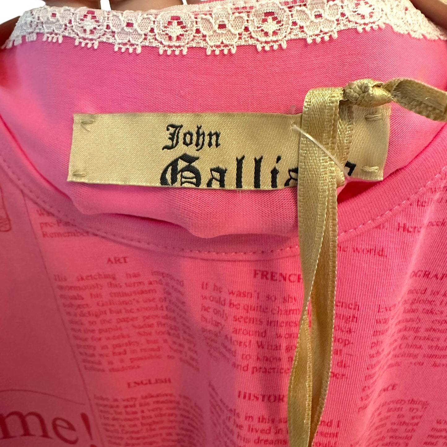 Galliano Hot Pink Gazette News Printed T-Shirt NEW - Outfit Repeater