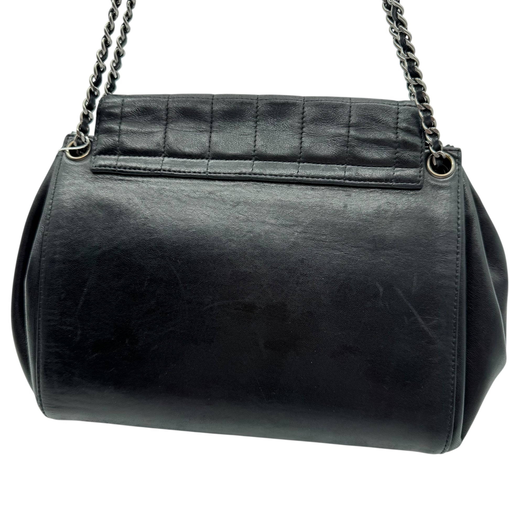 Chanel Black Lambskin Chocolate Bar Accordion Flap Bag 2000-02 - Outfit Repeater