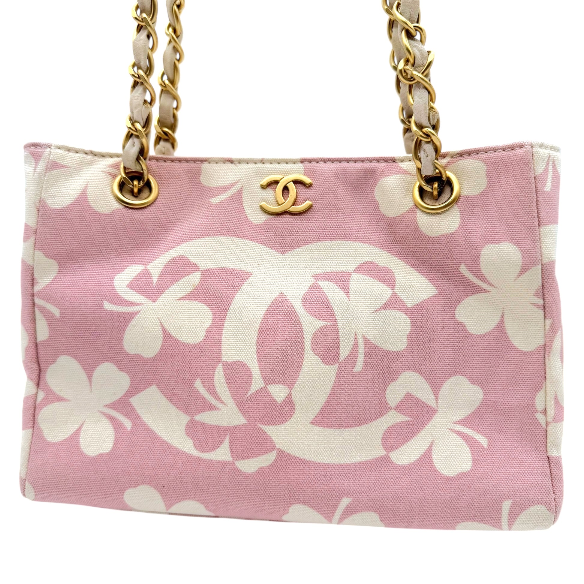 Chanel Pink & White Clover Canvas Printed Shoulder Bag 2004-2005 - Outfit Repeater