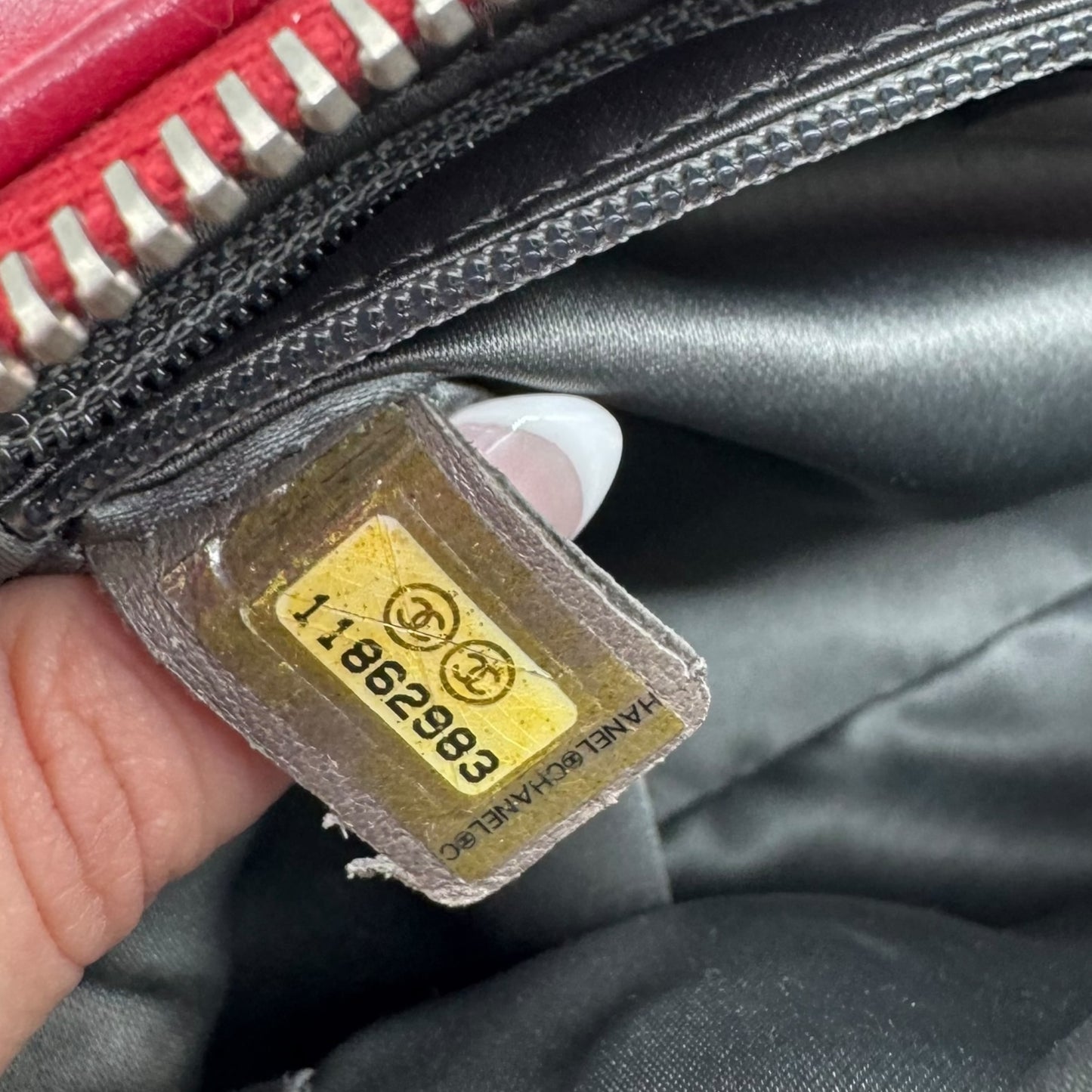 Chanel Red Leather LAX Chocolate Bar Quilted Shoulder Bag 2006-08 - Outfit Repeater