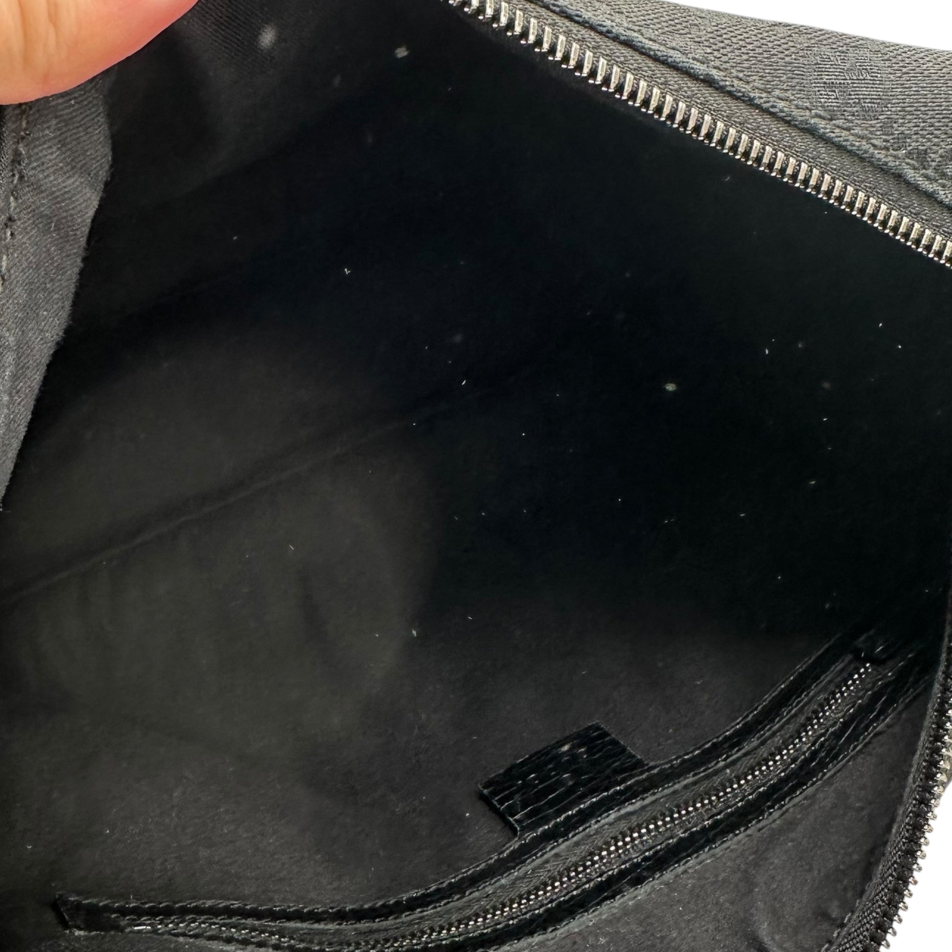 Gucci Black Monogram Horsebit Hobo Shoulder Bag - Outfit Repeater