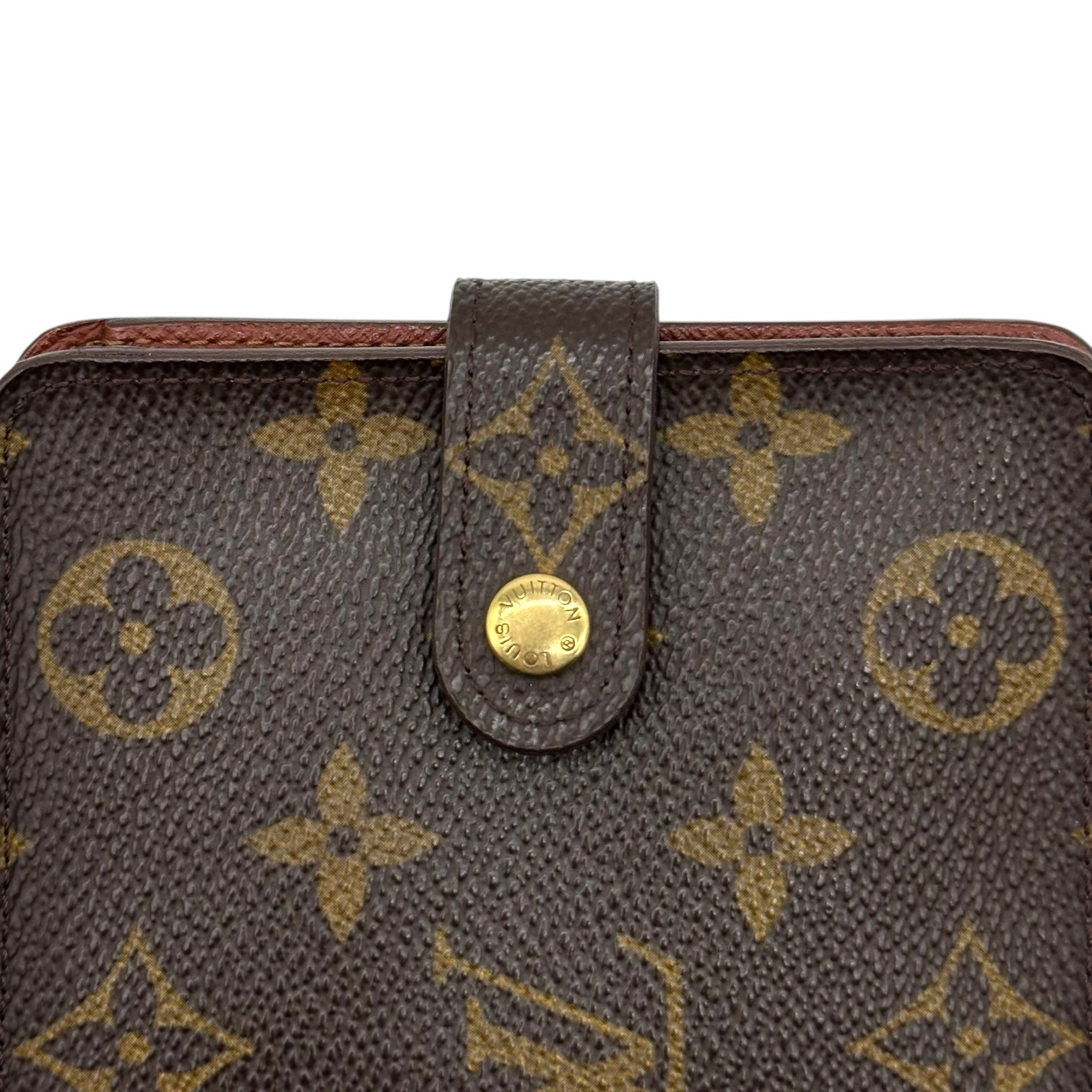 Louis Vuitton Classic Monogram Zippered Snap Bi-Fold Wallet - Outfit Repeater