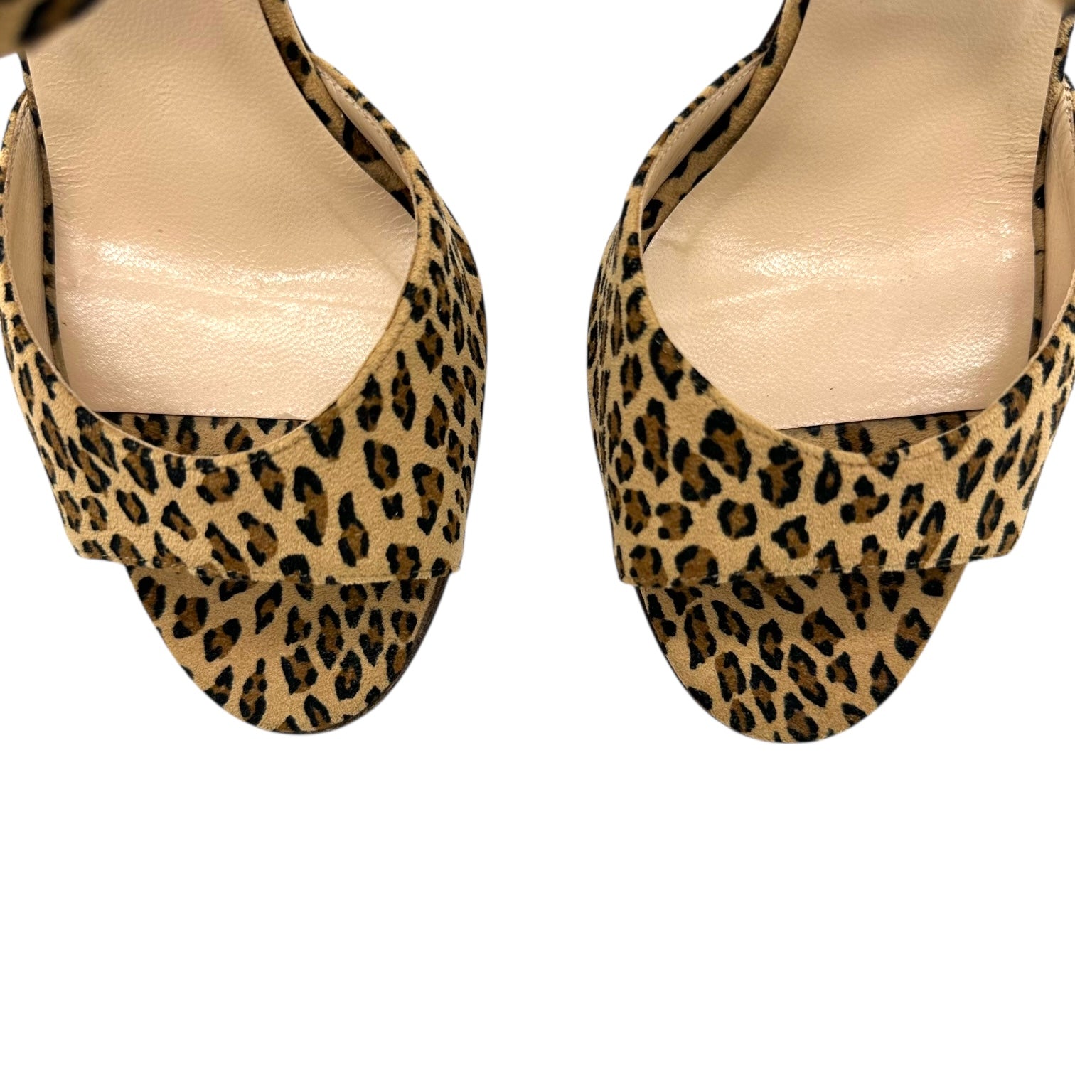 Manolo Blahnik Leopard Print Suede Suede Sandal Heels - Outfit Repeater