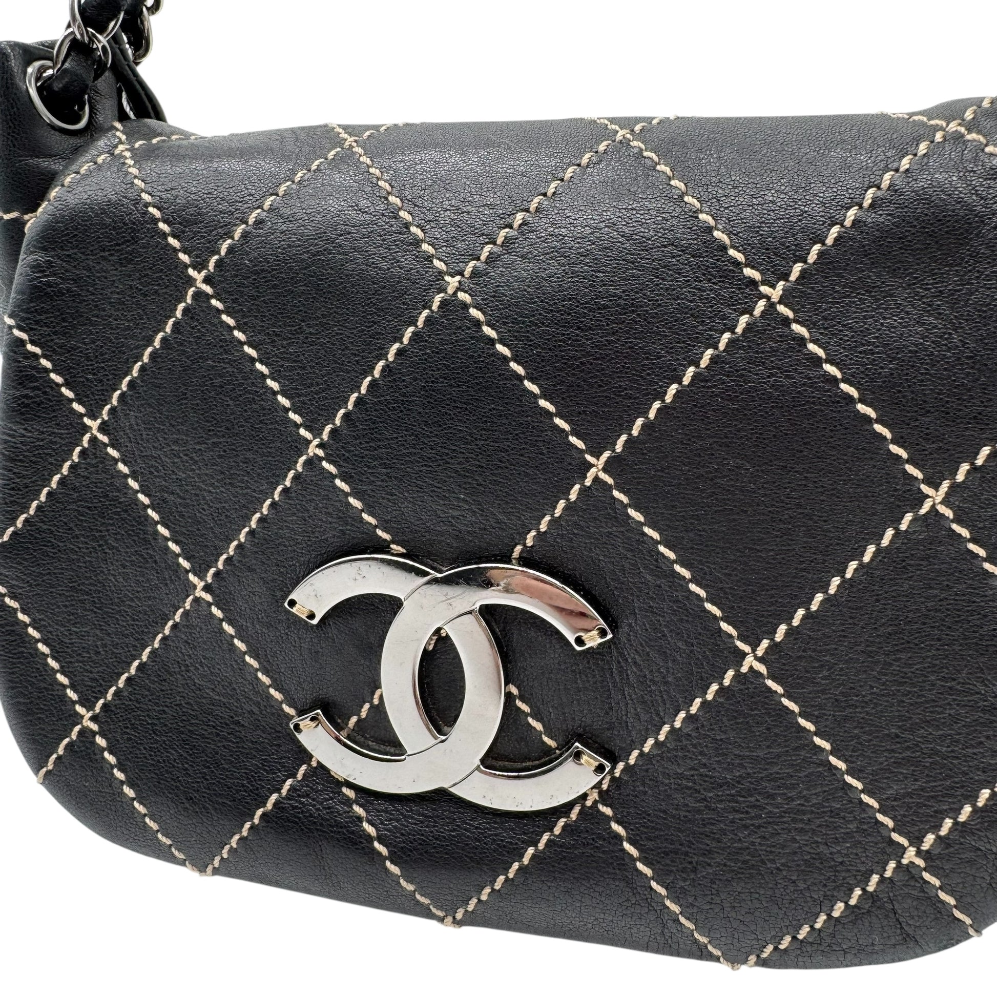 Chanel Black Lambskin Wild Stitch Quilted Shoulder Bag 2003-2004 - Outfit Repeater