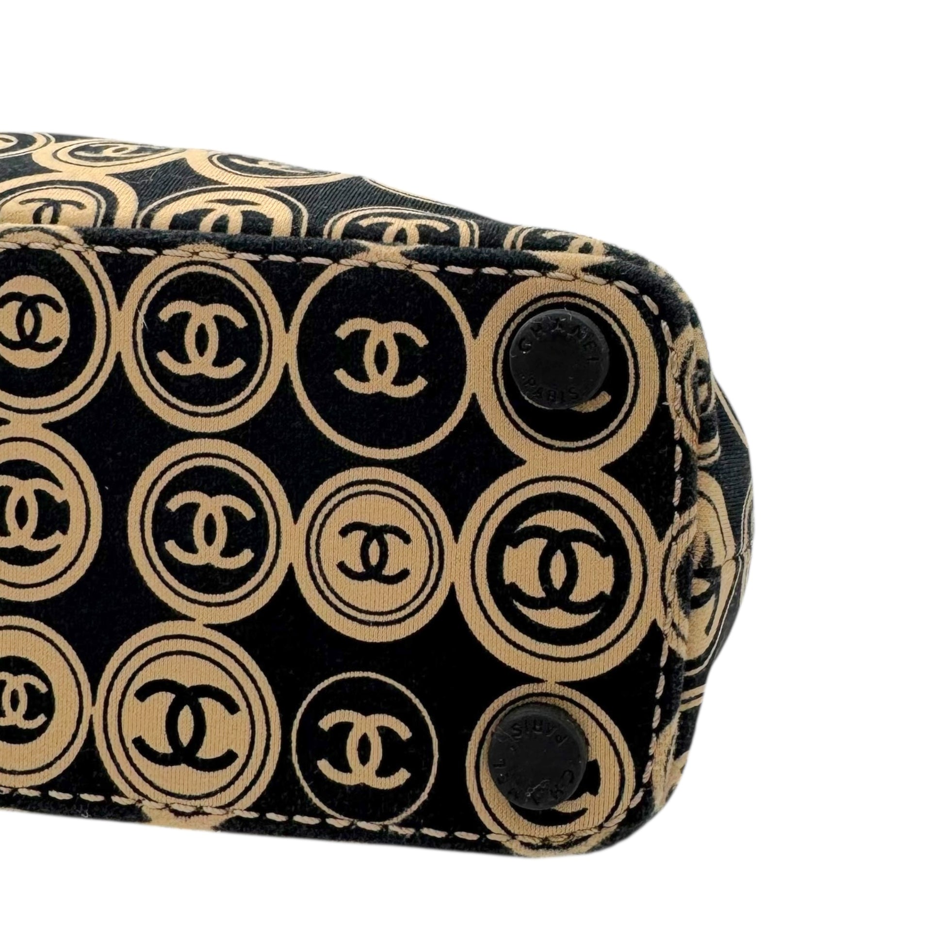 Chanel A/W 2003 Beige & Black Logo Print Oversized Clutch Bag - Outfit Repeater