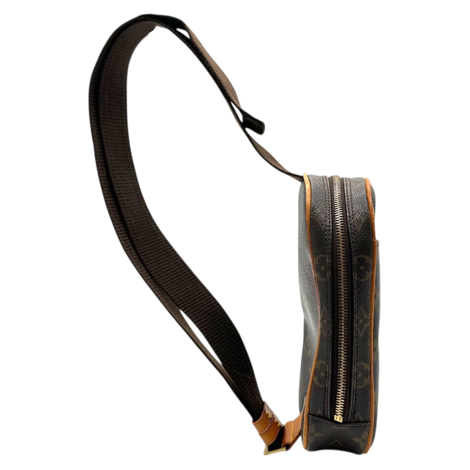 Louis Vuitton Classic Monogram Gange Chest Crossbody Bag - Outfit Repeater