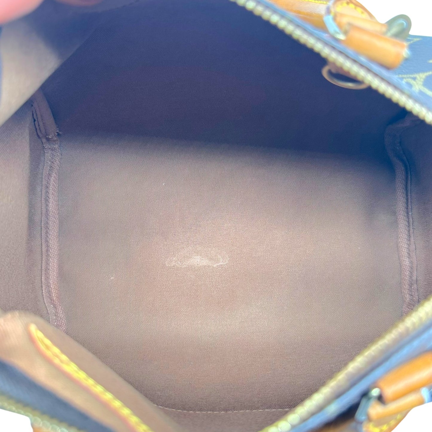 Louis Vuitton Classic Monogram Speedy 25 Handbag