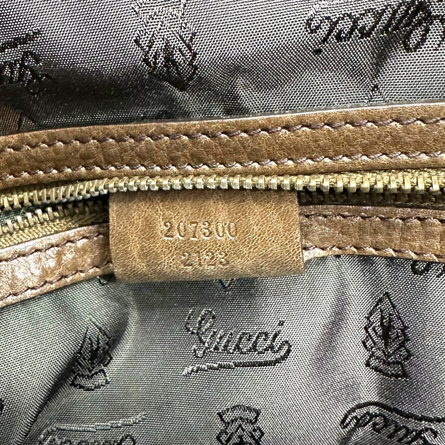 Gucci F/W 2008 Brown Suede Babouska Fringe Hobo Bag
