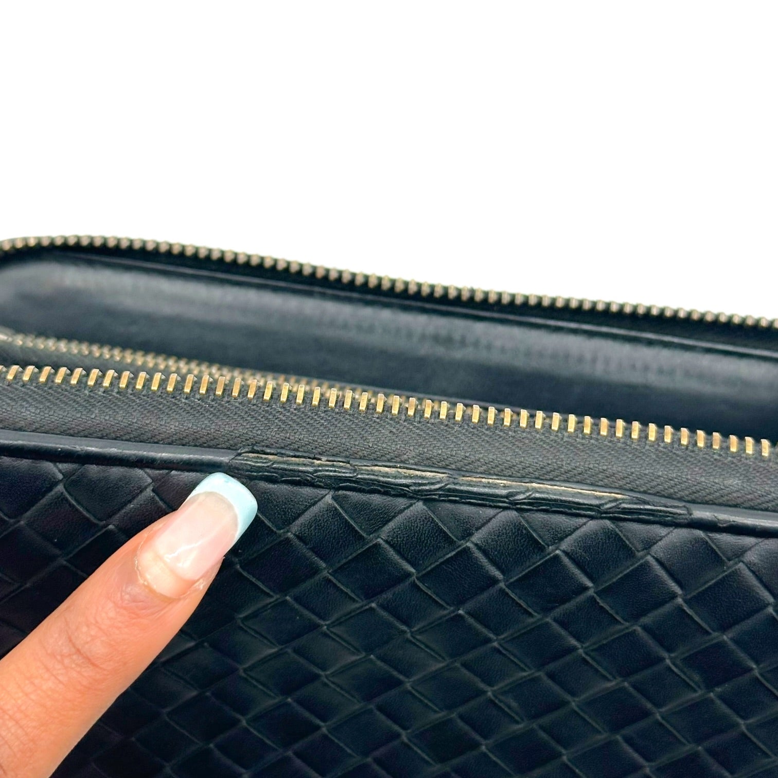 Bottega Veneta Black Intrecciato Leather Zip Wallet