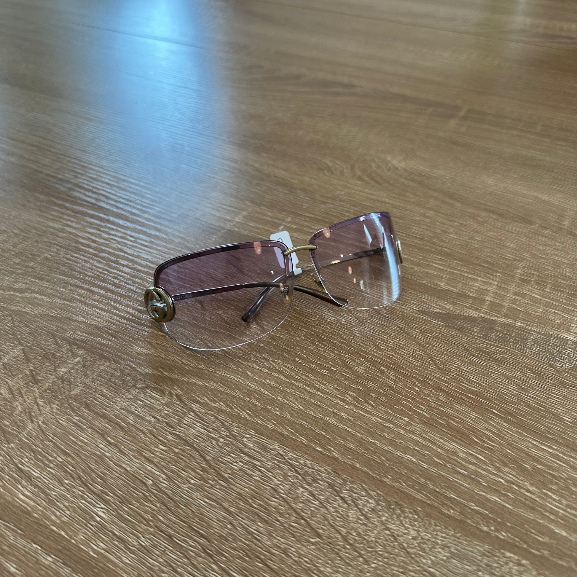 Gucci 2782 Pink Logo Lens Gradient Sunglasses - Outfit Repeater