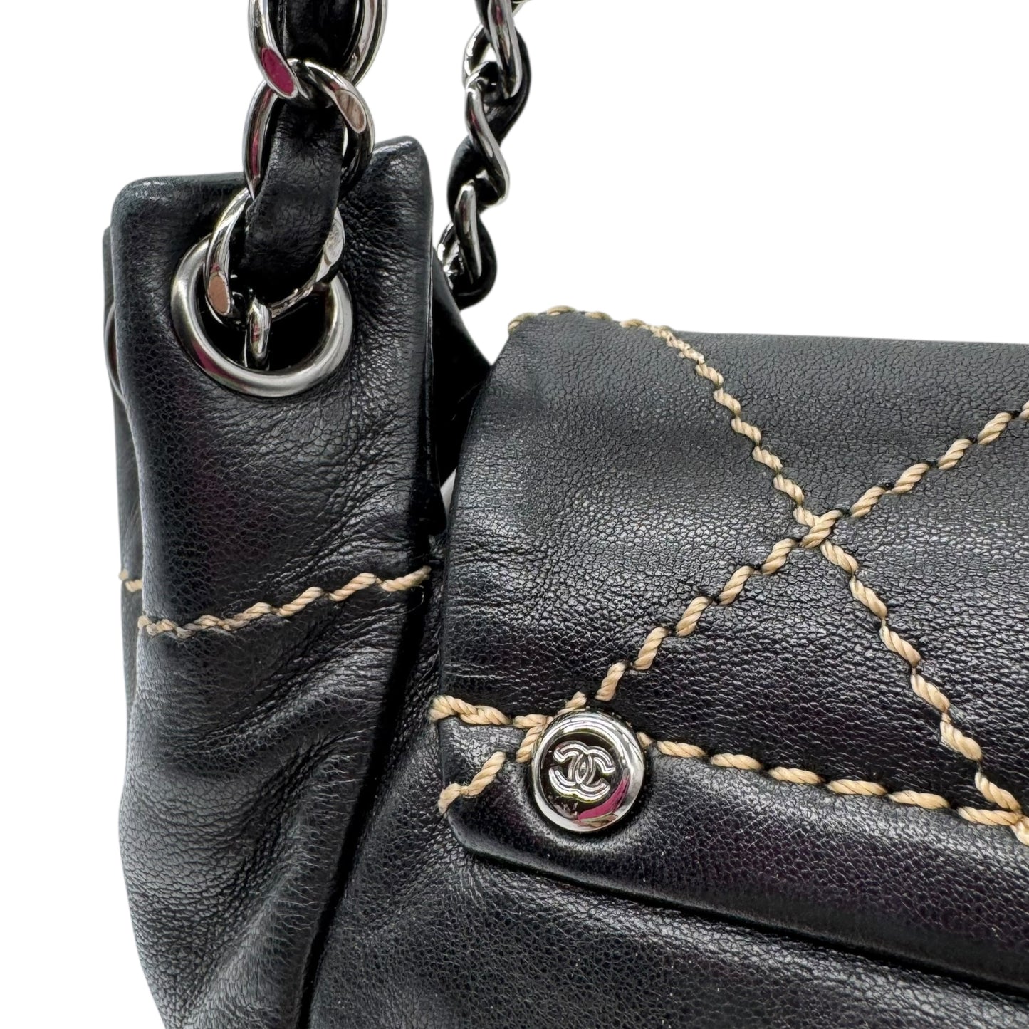 Chanel Black Lambskin Wild Stitch Quilted Shoulder Bag 2003-2004 - Outfit Repeater