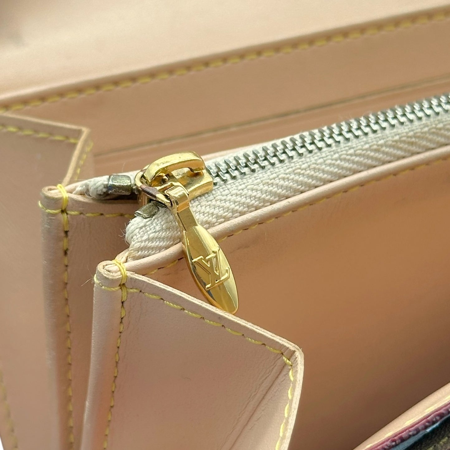 Louis Vuitton Black Murakami Multicolor Monogram Sarah Long Wallet - Outfit Repeater