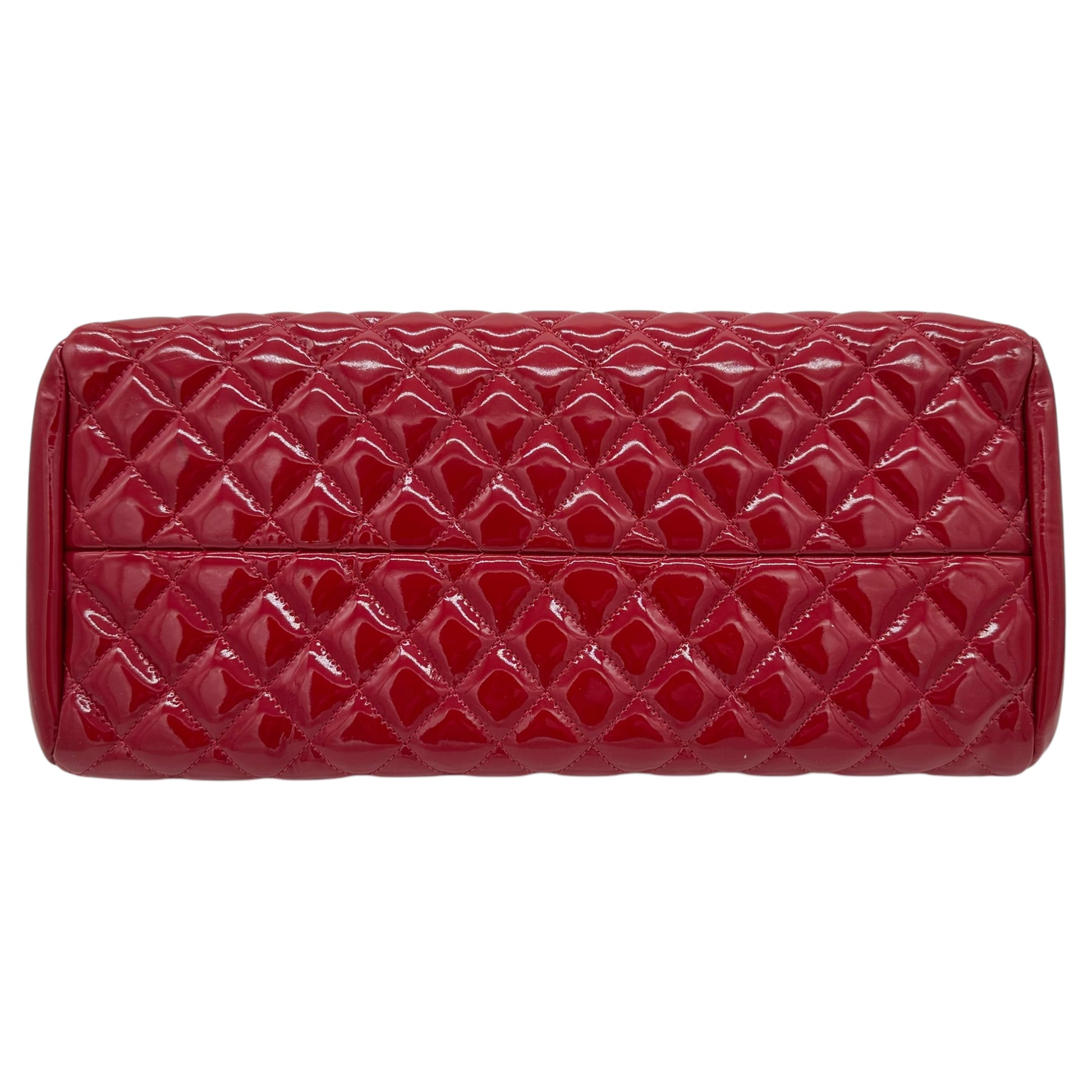 Chanel Red Patent Leather Quilted Shoulder Bag - Outfit Repeater