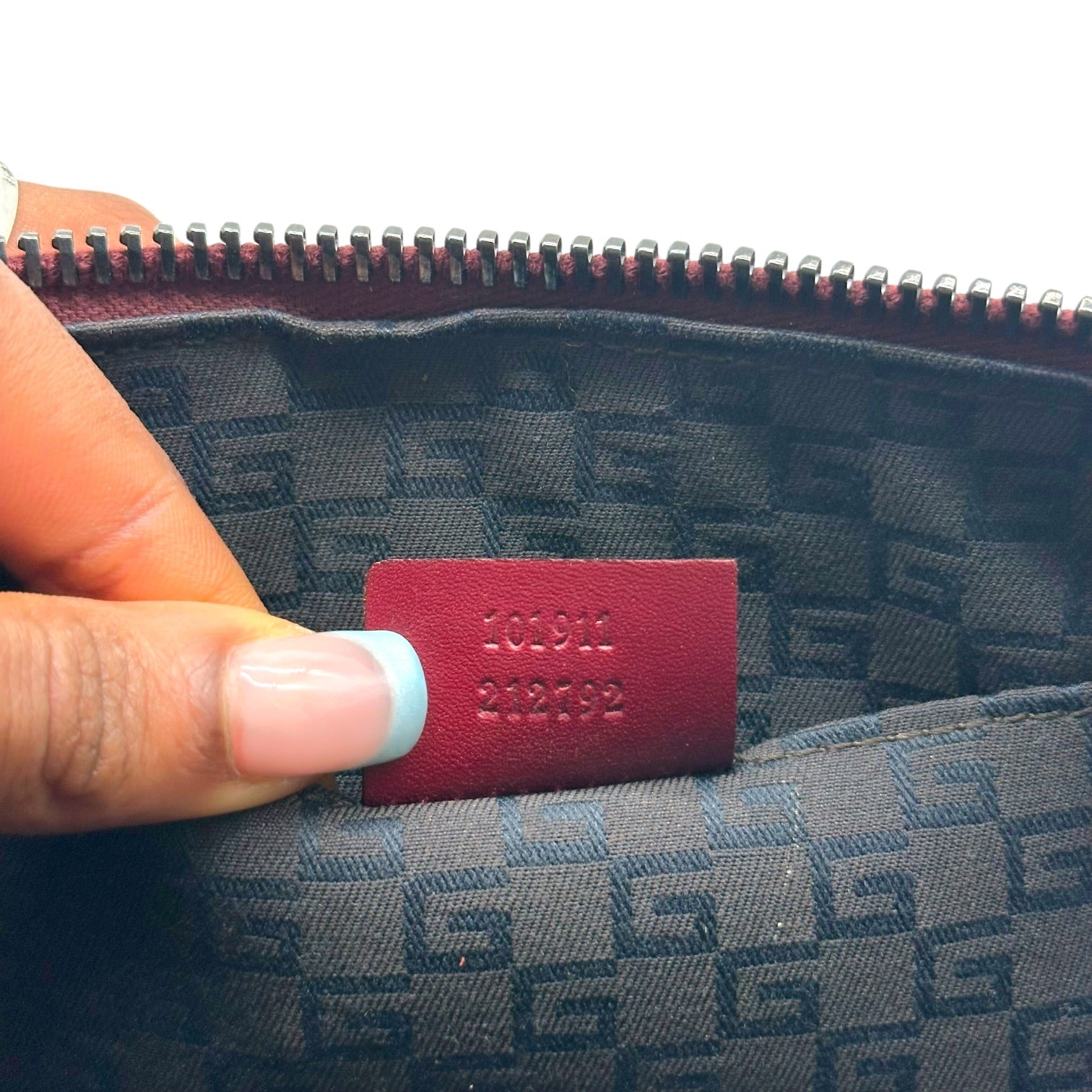 Gucci Burgundy Leather Clutch Bag With Whipstitch Detail