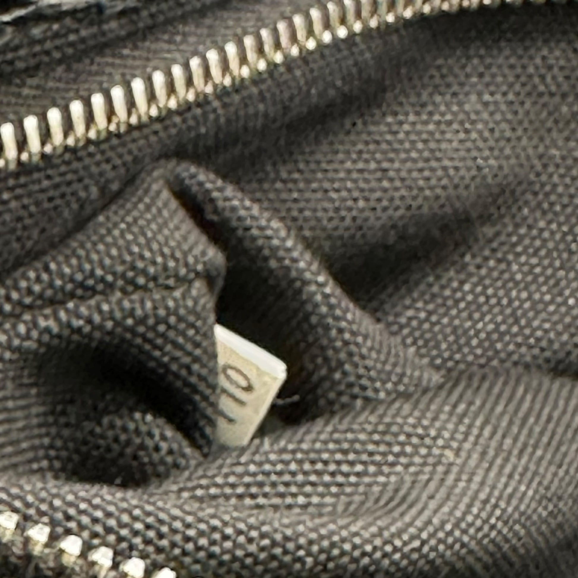 Prada Raffia Pink & Black Canapa 2-Way Tote Bag - Outfit Repeater