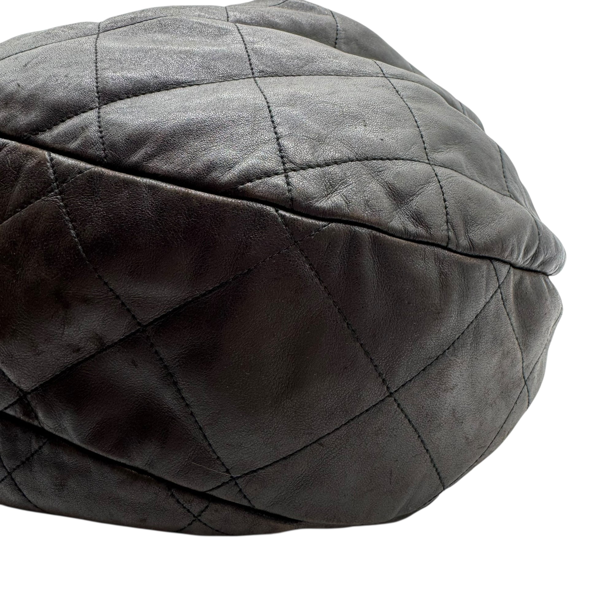 Chanel Black Matelasse Quilted Lambskin Oversized Ring Handle Hobo 1994-96] - Outfit Repeater