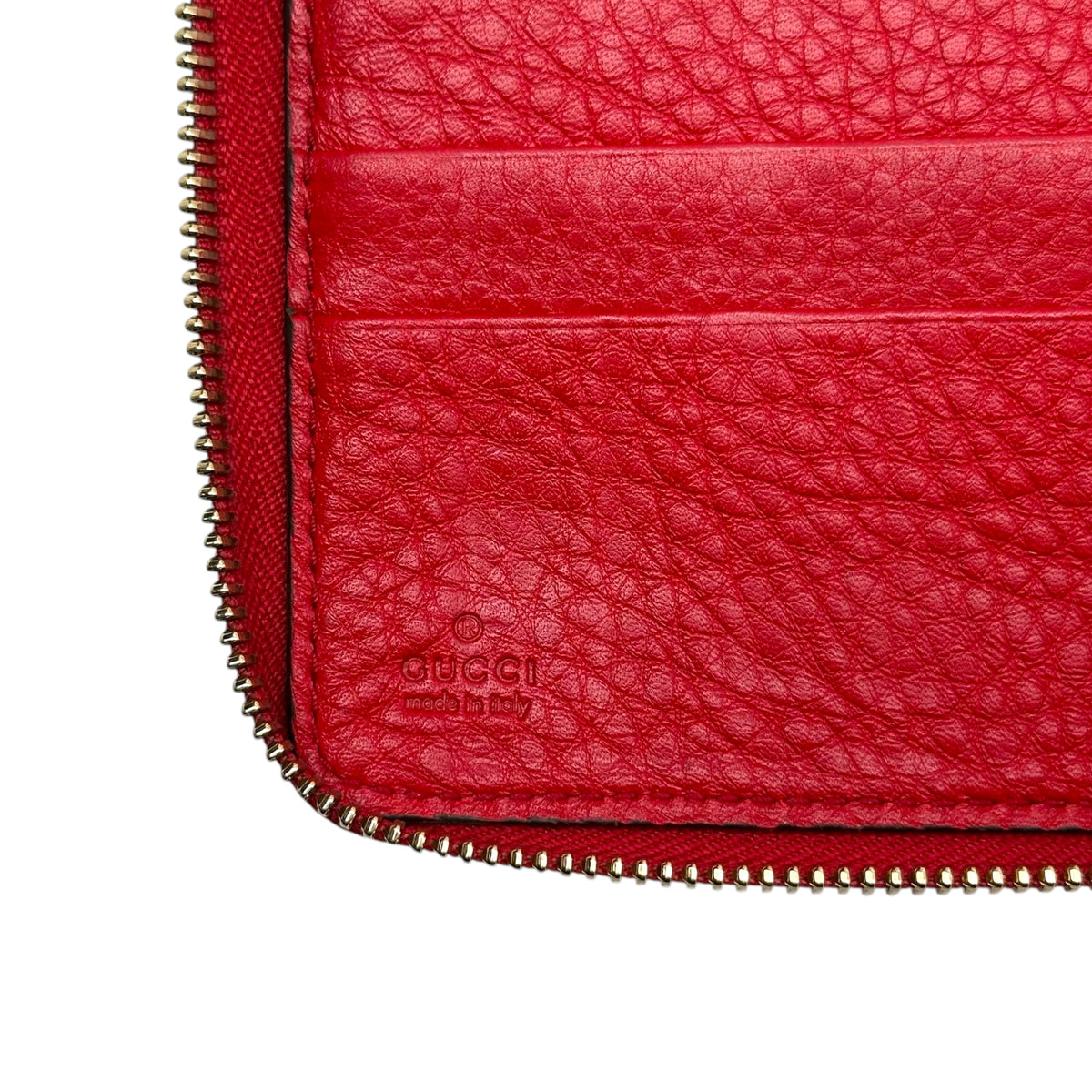 Gucci Red Leather Wallet with Zip Closure