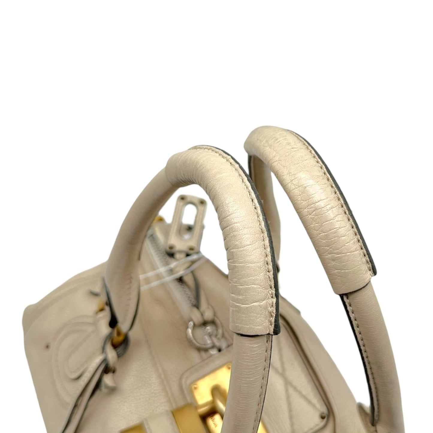Chloé Ivory Leather Shoulder Bag with Padlock Closure