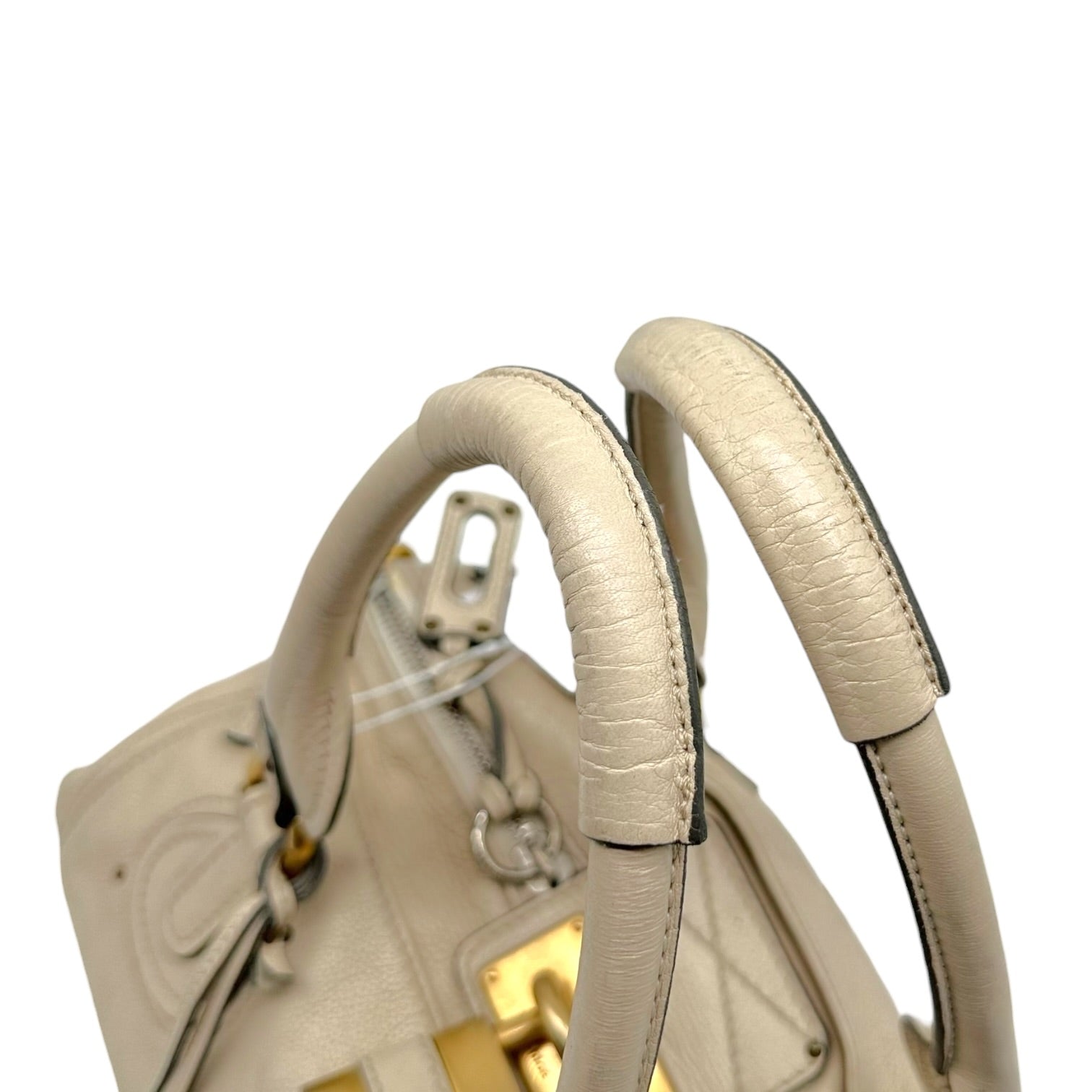 Chloé Ivory Leather Shoulder Bag with Padlock Closure