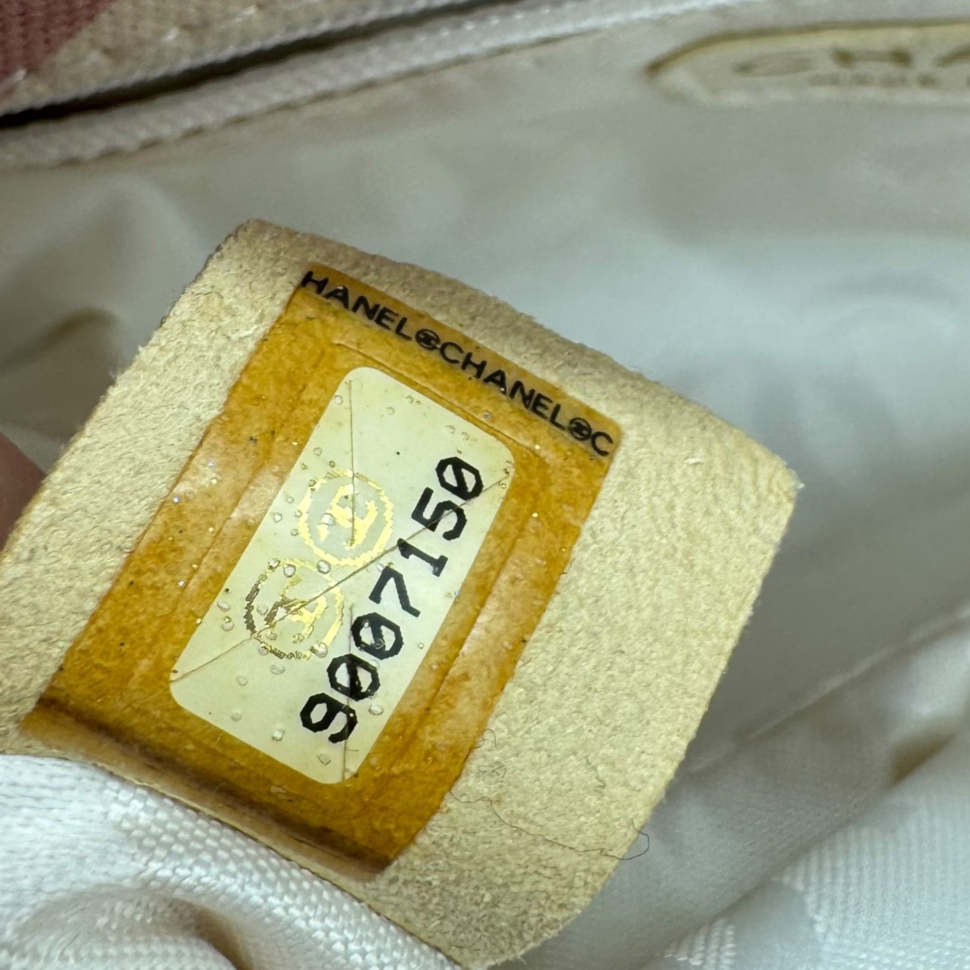 Chanel Pink & White Clover Canvas Printed Shoulder Bag 2004-2005 - Outfit Repeater