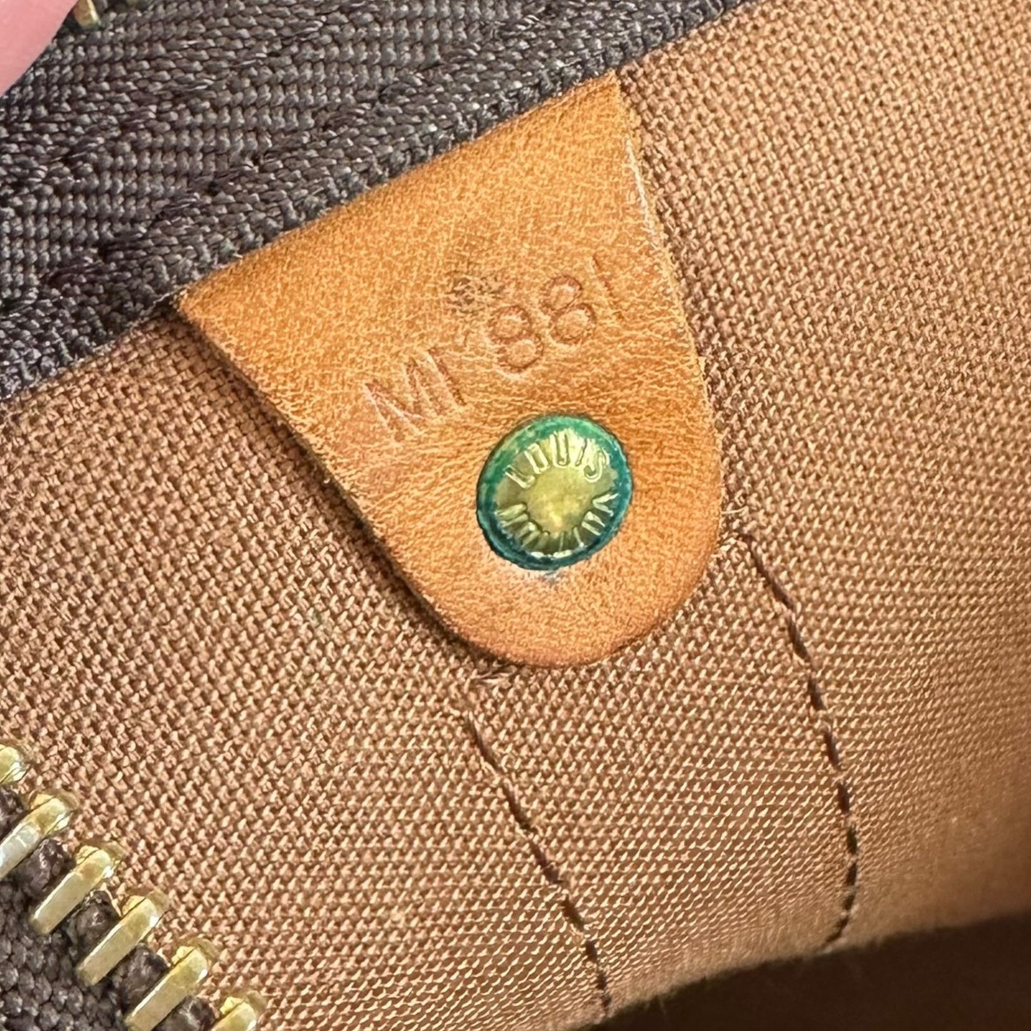 Louis Vuitton Monogram Canvas Keepall 55 Duffle Bag - Outfit Repeater