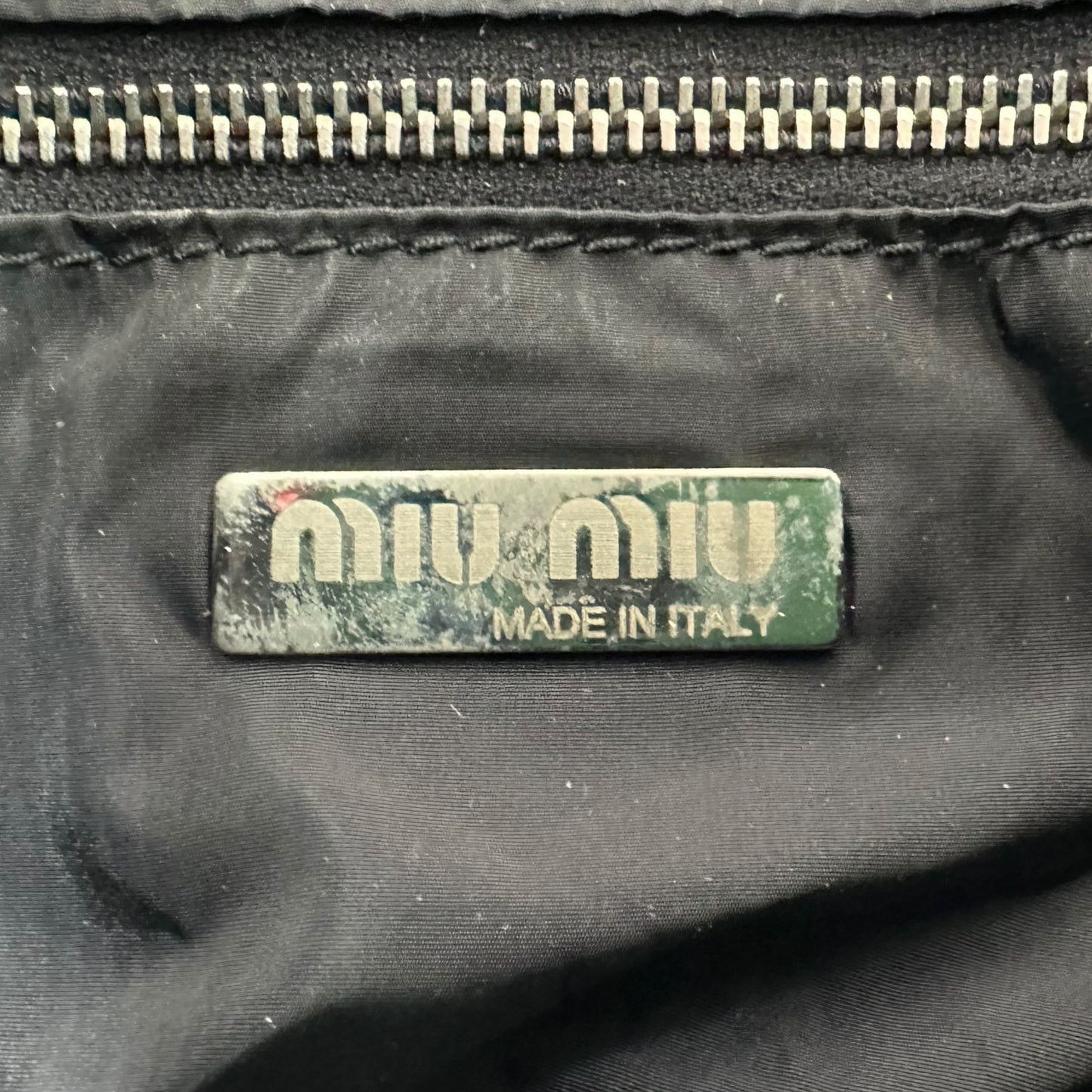 Miu Miu Black Leather & Wooden Handle Shoulder Bag - Outfit Repeater