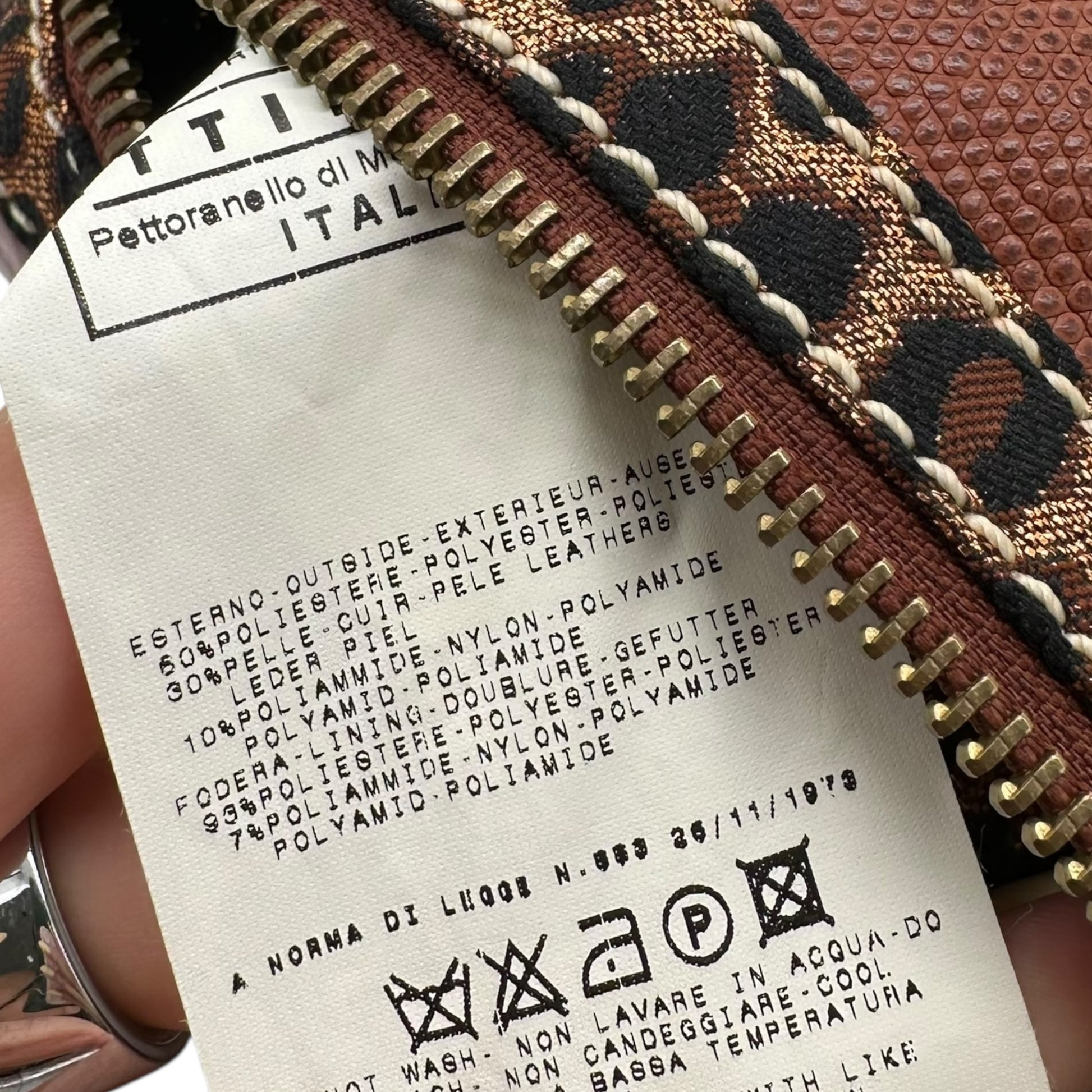 Dolce & Gabbana D&G Burgundy Logo Bag - Outfit Repeater