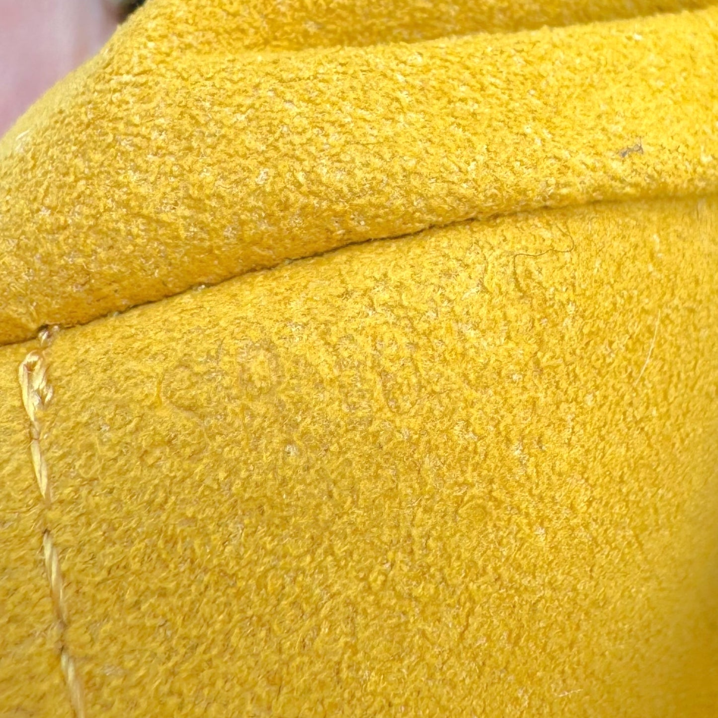 Louis Vuitton Blue Denim Monogram Baggy Gm Shoulder Bag - Outfit Repeater